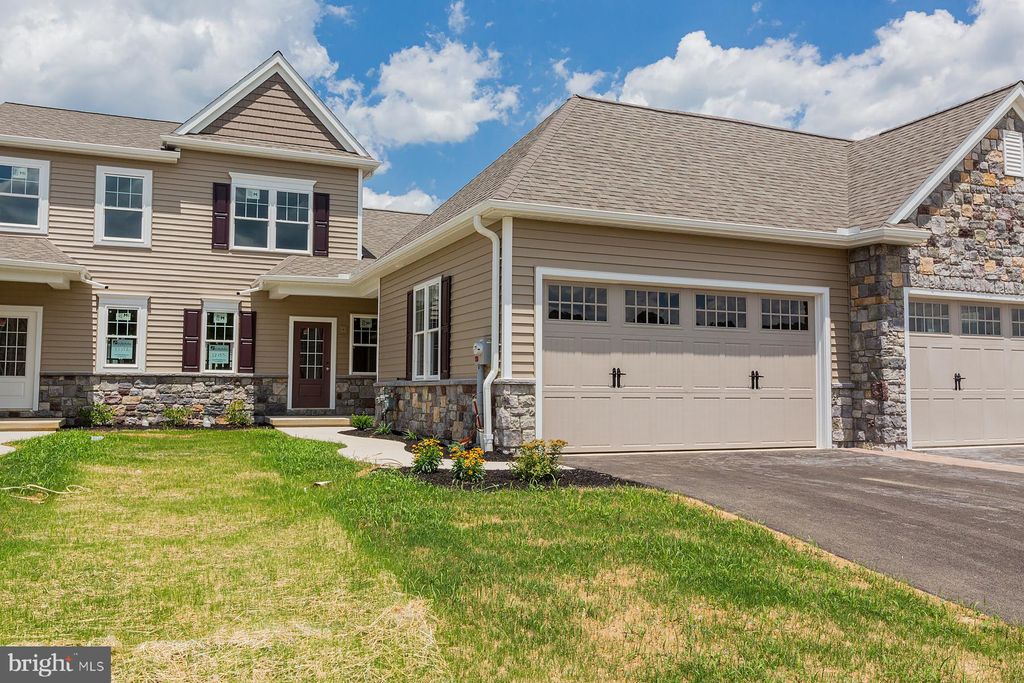 Photo of 373 MEADOW ROSE DR #153, LITITZ, PA 17543 (MLS # PALA2023862)