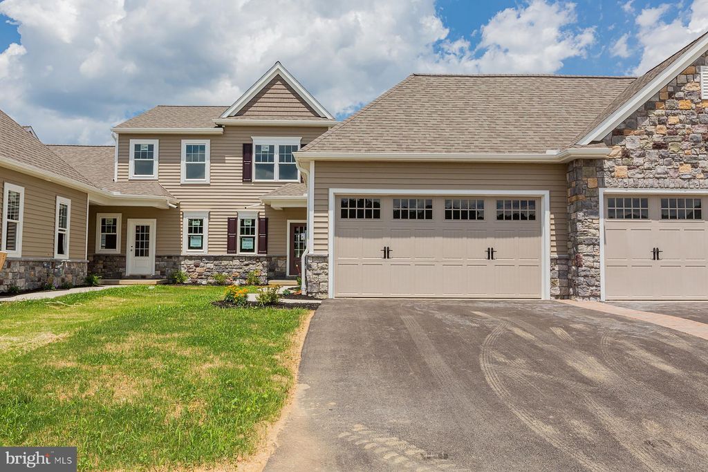 Photo of 373 MEADOW ROSE DR #153, LITITZ, PA 17543 (MLS # PALA2023862)