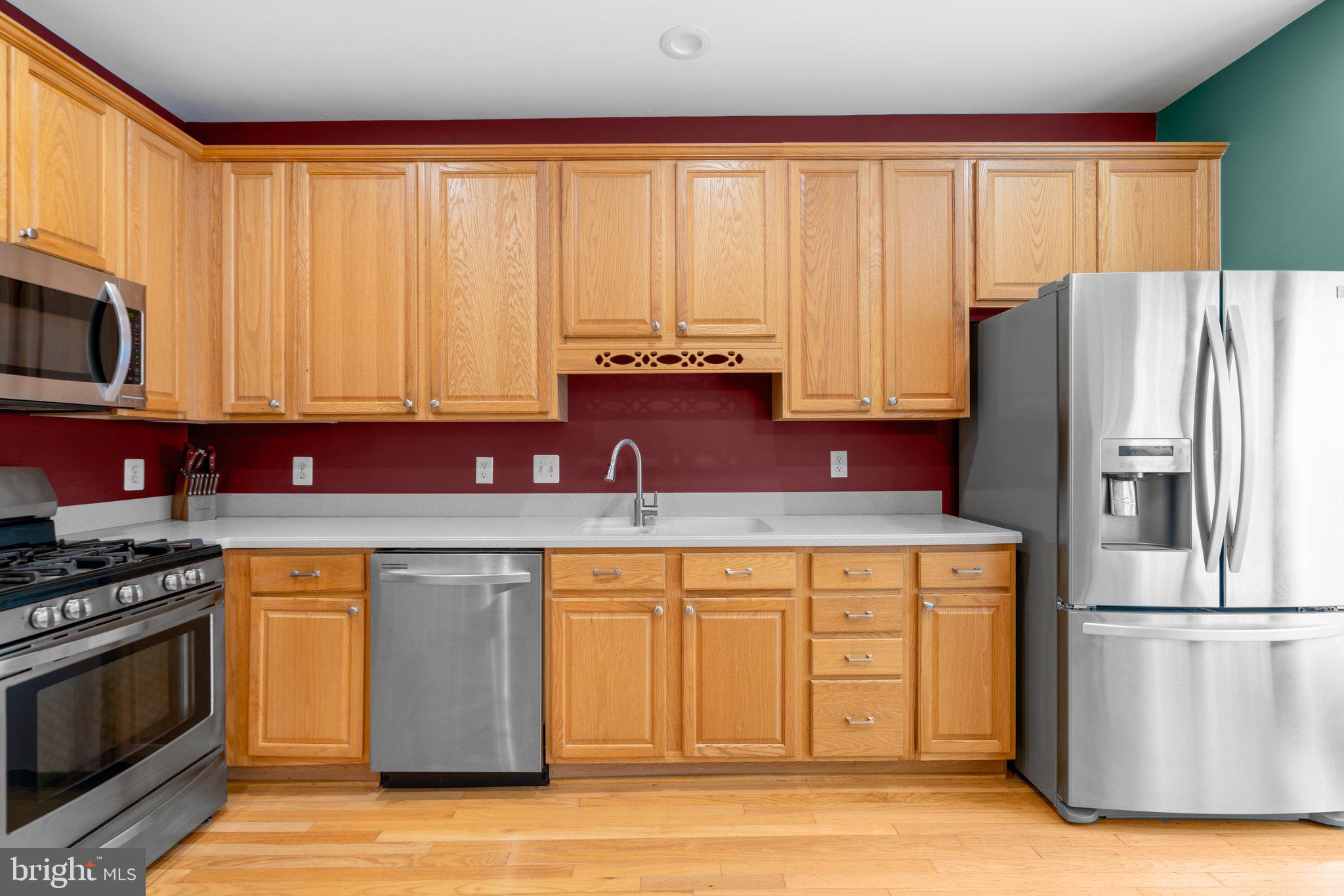 RUSSETT - Residential