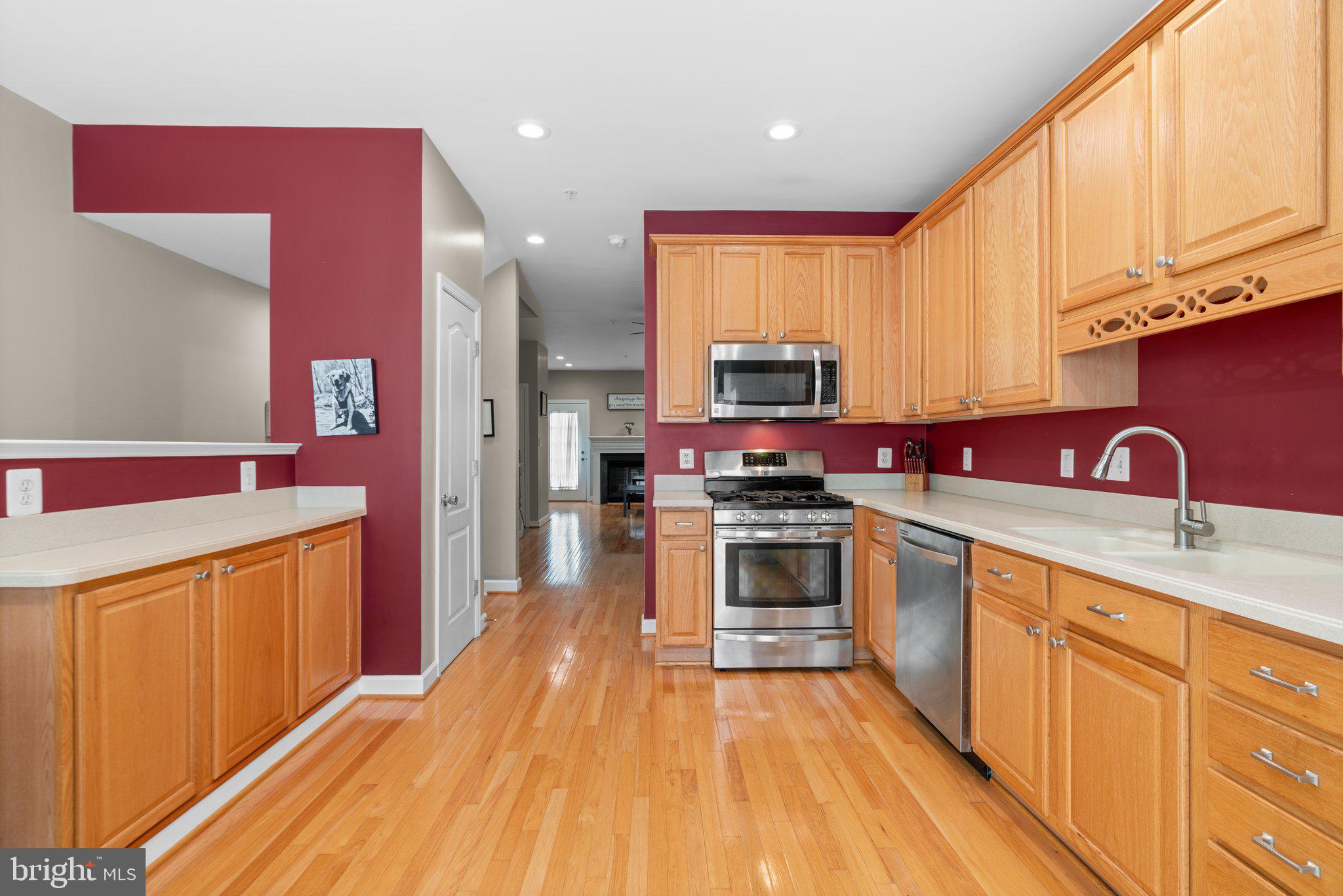 RUSSETT - Residential