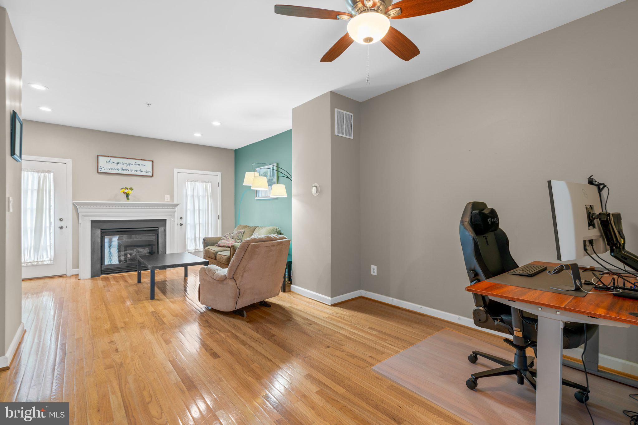 RUSSETT - Residential