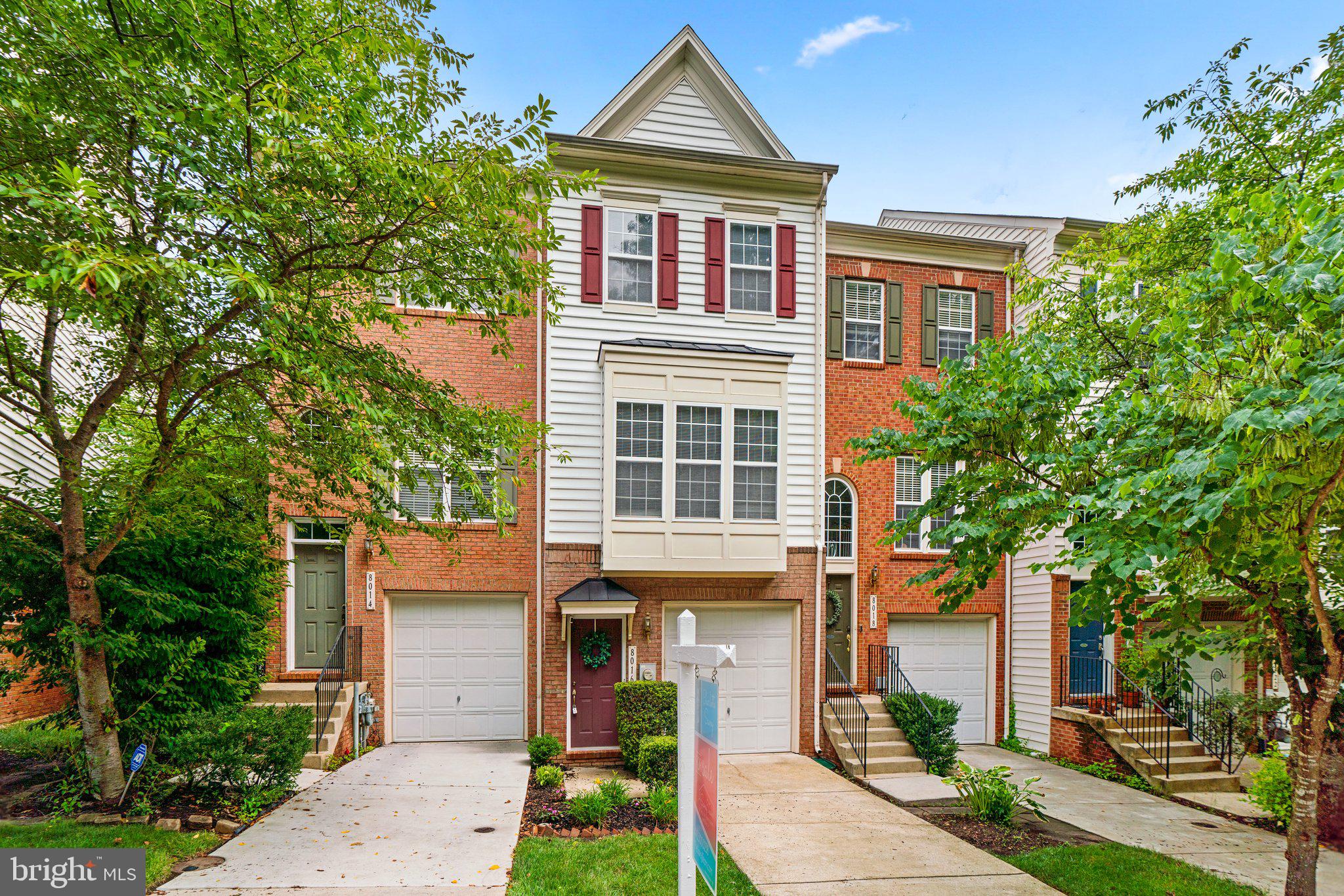 RUSSETT - Residential