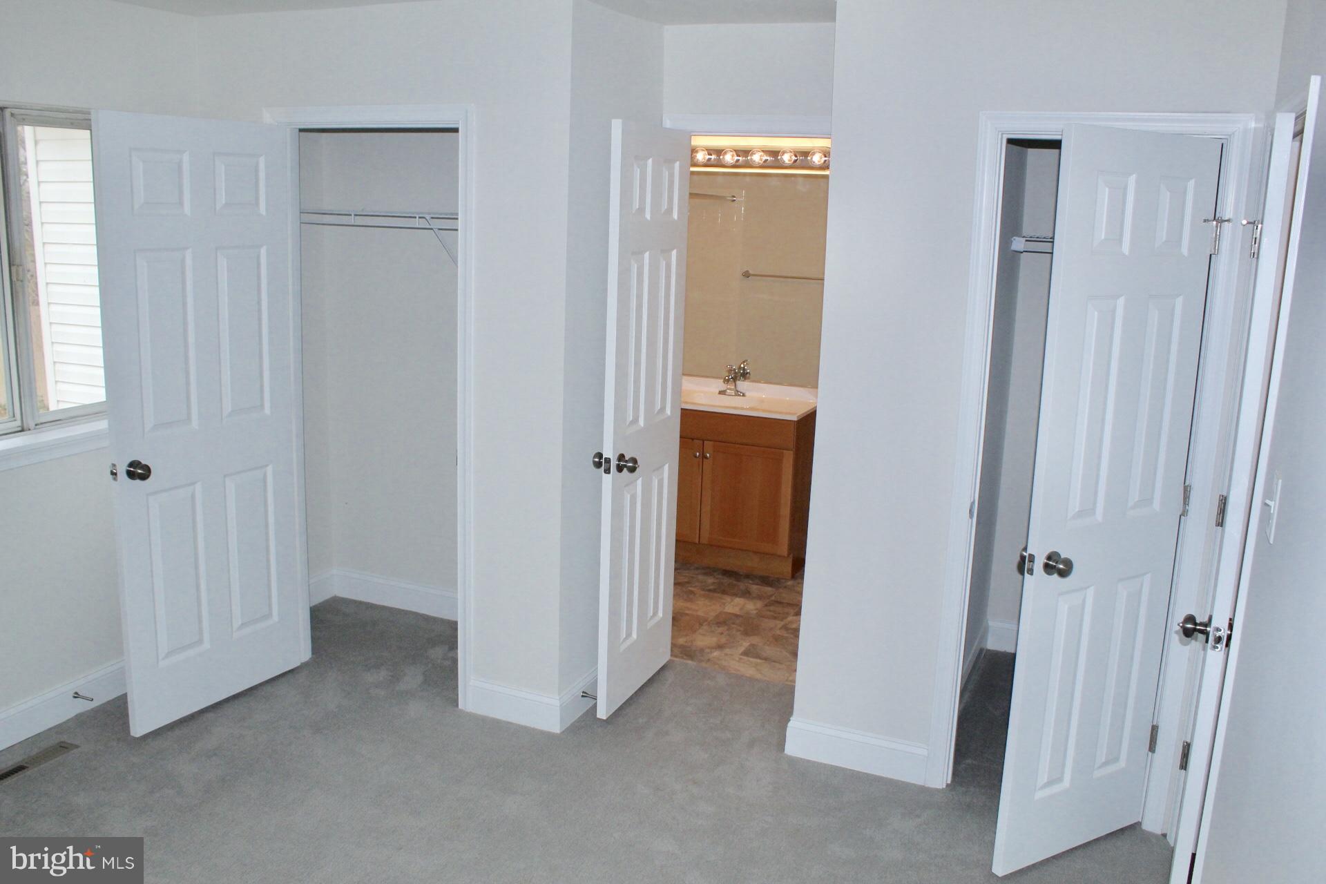 VILLAGE OF OLDE MILL - Residential