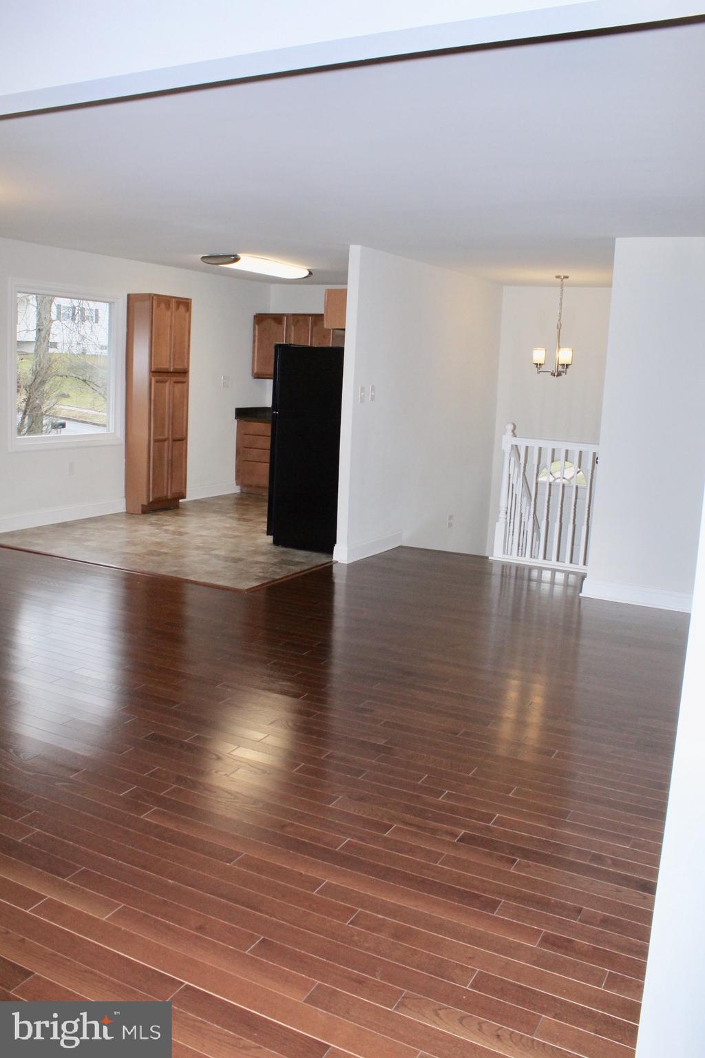 VILLAGE OF OLDE MILL - Residential