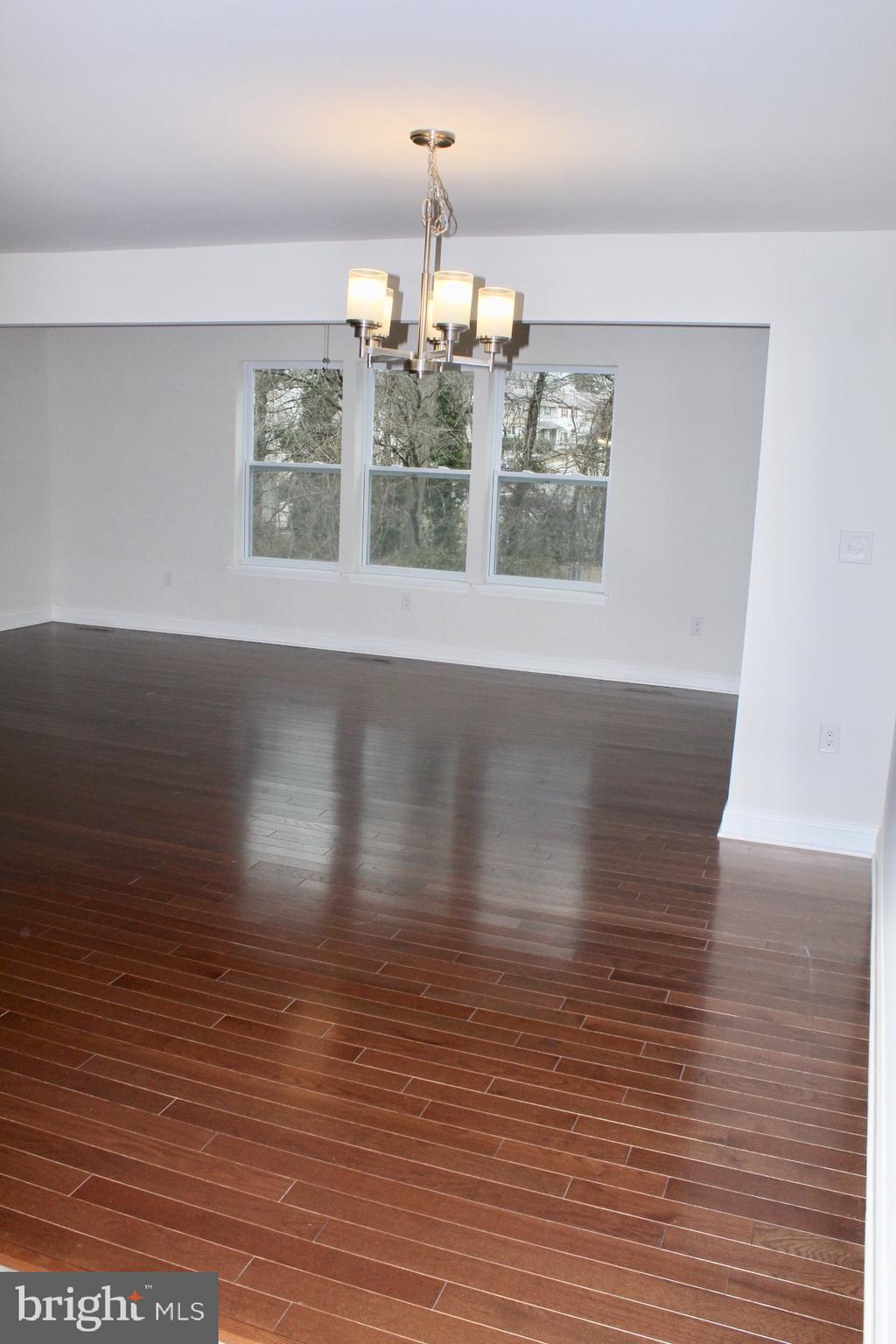 VILLAGE OF OLDE MILL - Residential