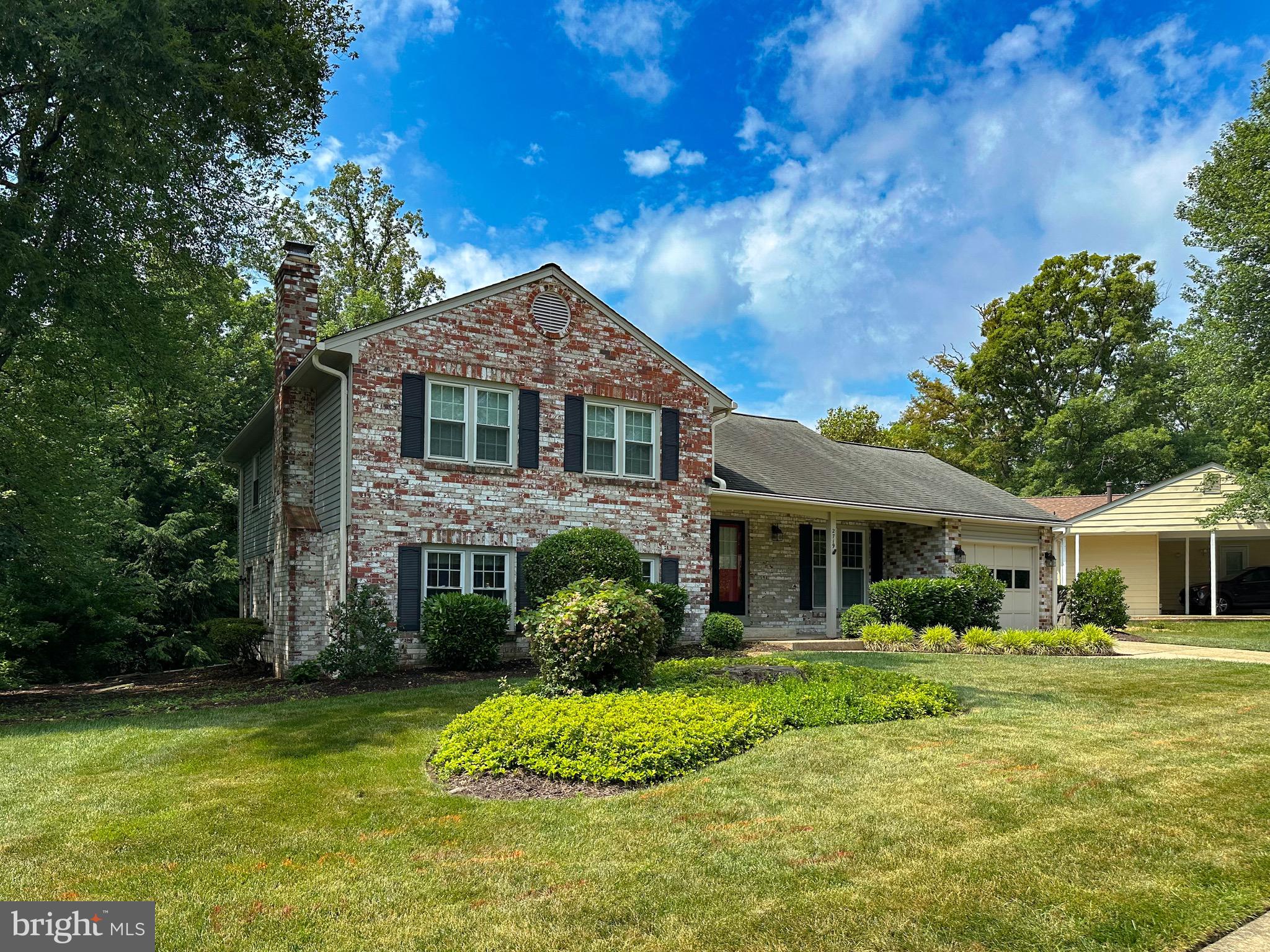 2719 DEEPFORD DRIVE