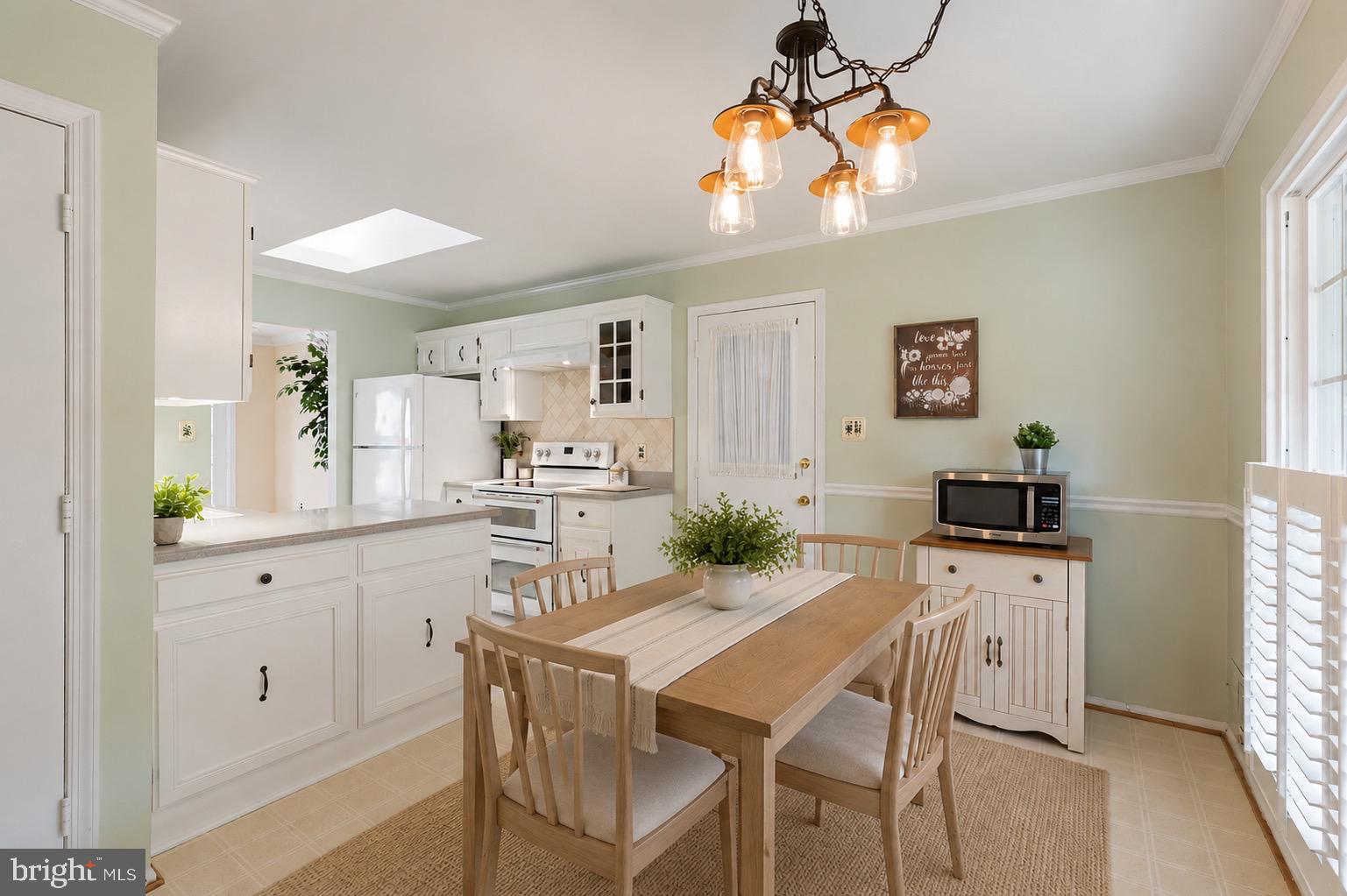 2719 DEEPFORD DRIVE