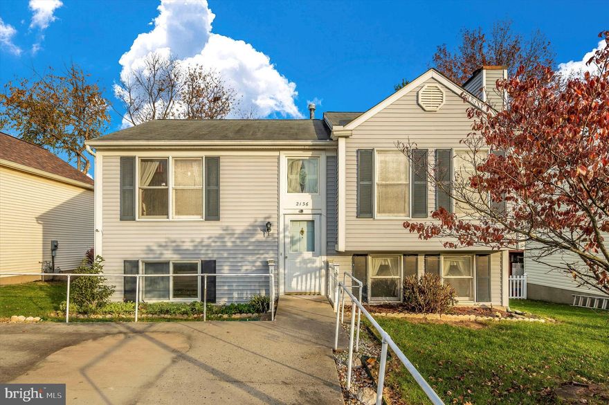 Talk about an opportunity! This 3 bedroom, 2 bathroom home sits in the highly sought-after Old Farm Station neighborhood and is perfect for an investor or a buyer that isn't afraid of a little "sweat-equity." Priced more well below the neighborhood comparables, this home is an absolute gem for the right buyer. The main level open concept is highly desirable, especially when you can step right out to the oversized rear deck with steps that leads down to the fenced-in back yard. The lower level features a recreation room along with a 3rd bedroom that can be used as a master-suite or the perfect in-law suite. Whether you're looking for your next flip or your under-market primary home, this is the home for you!