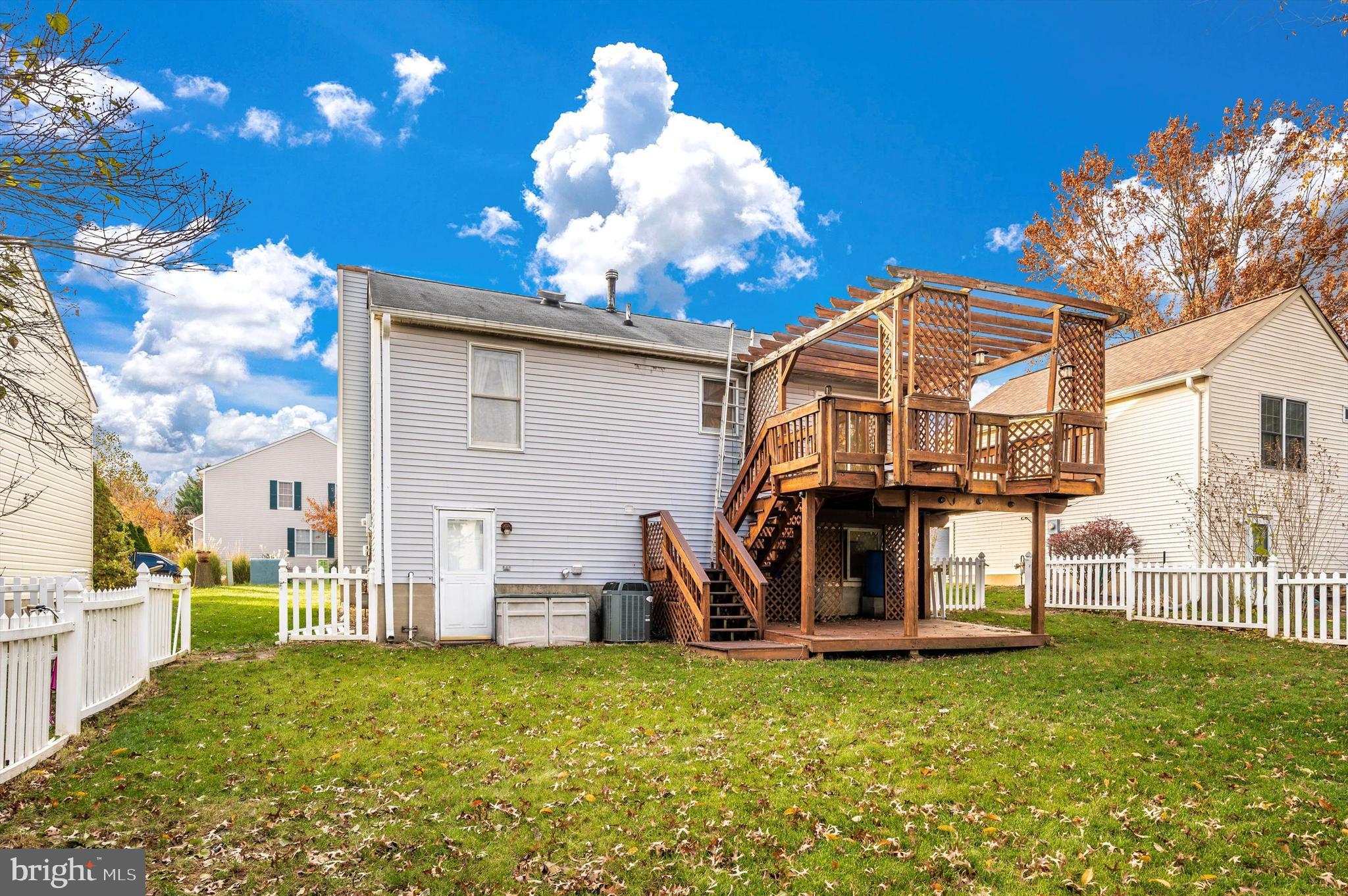 OLD FARM STATION - Residential