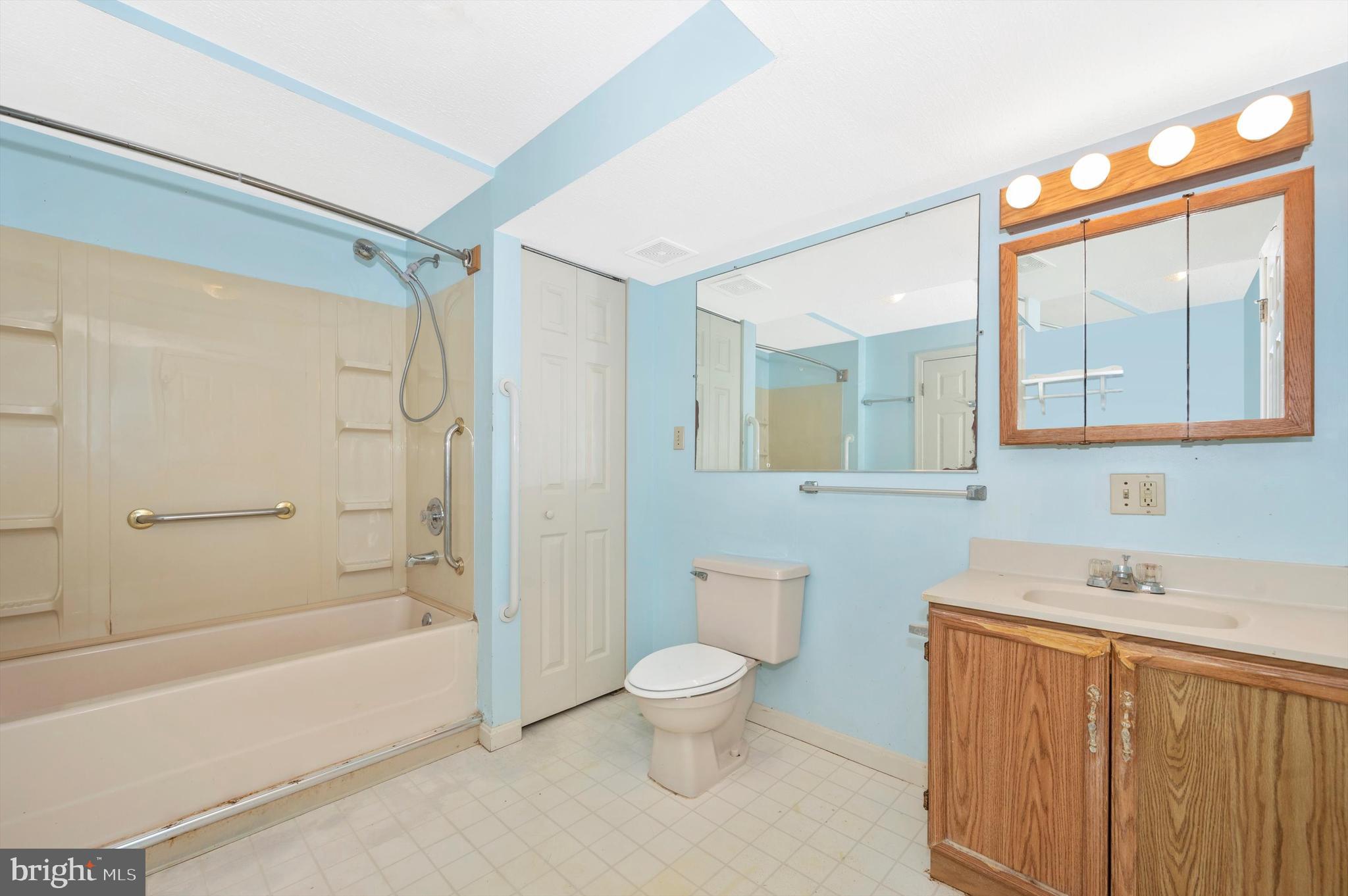 OLD FARM STATION - Residential