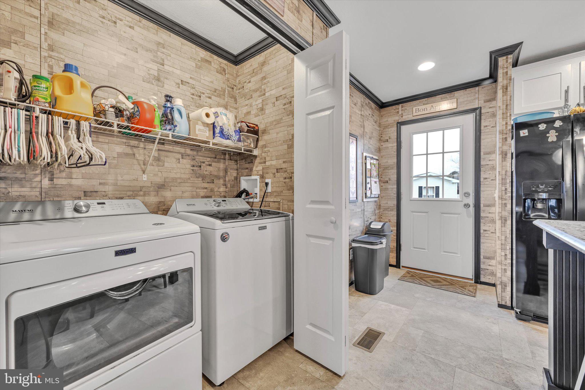 PALM CITY PARK - Residential