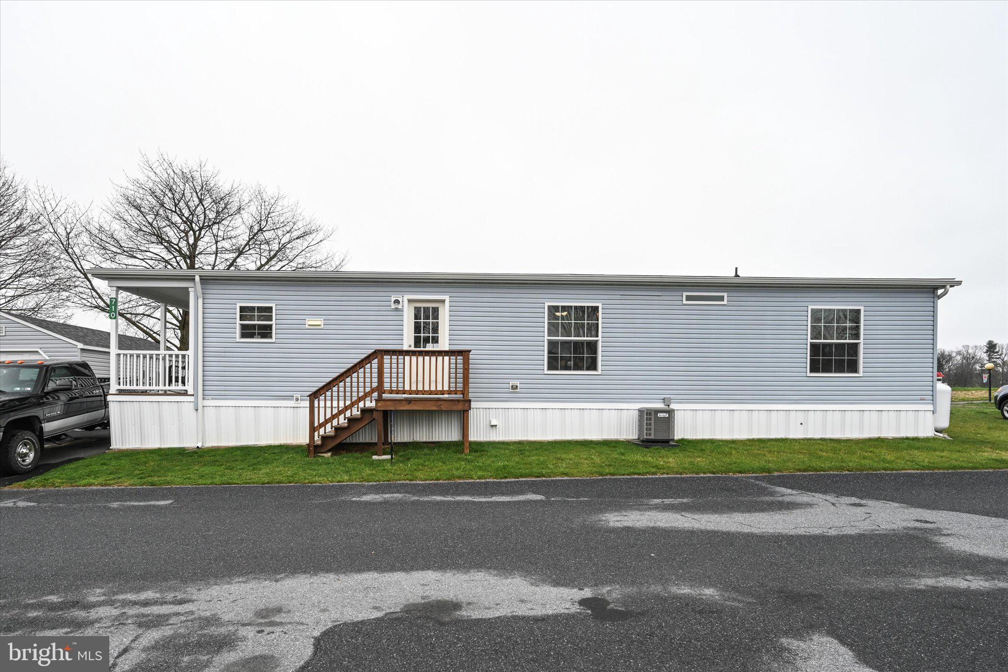 PALM CITY PARK - Residential