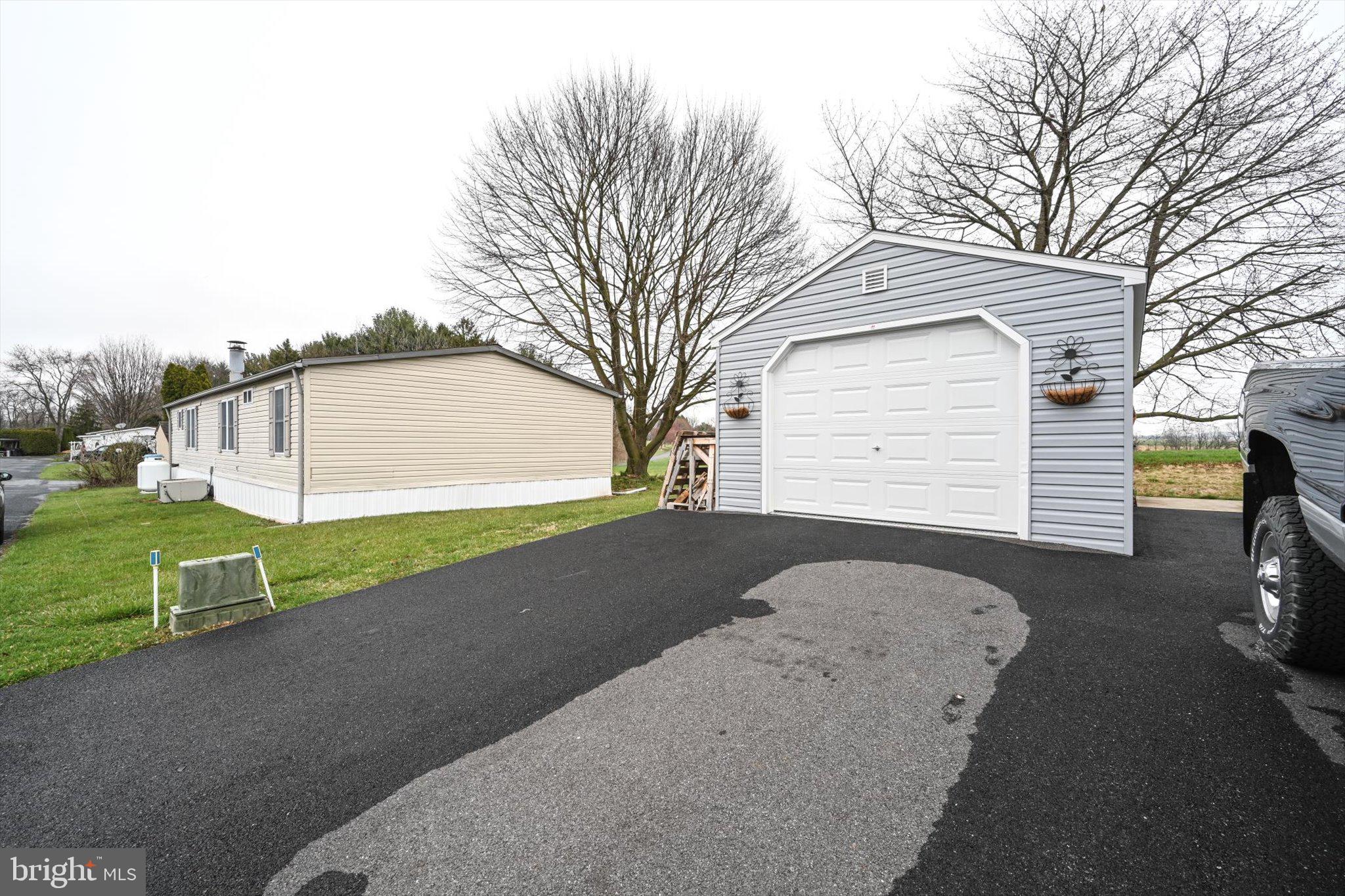 PALM CITY PARK - Residential