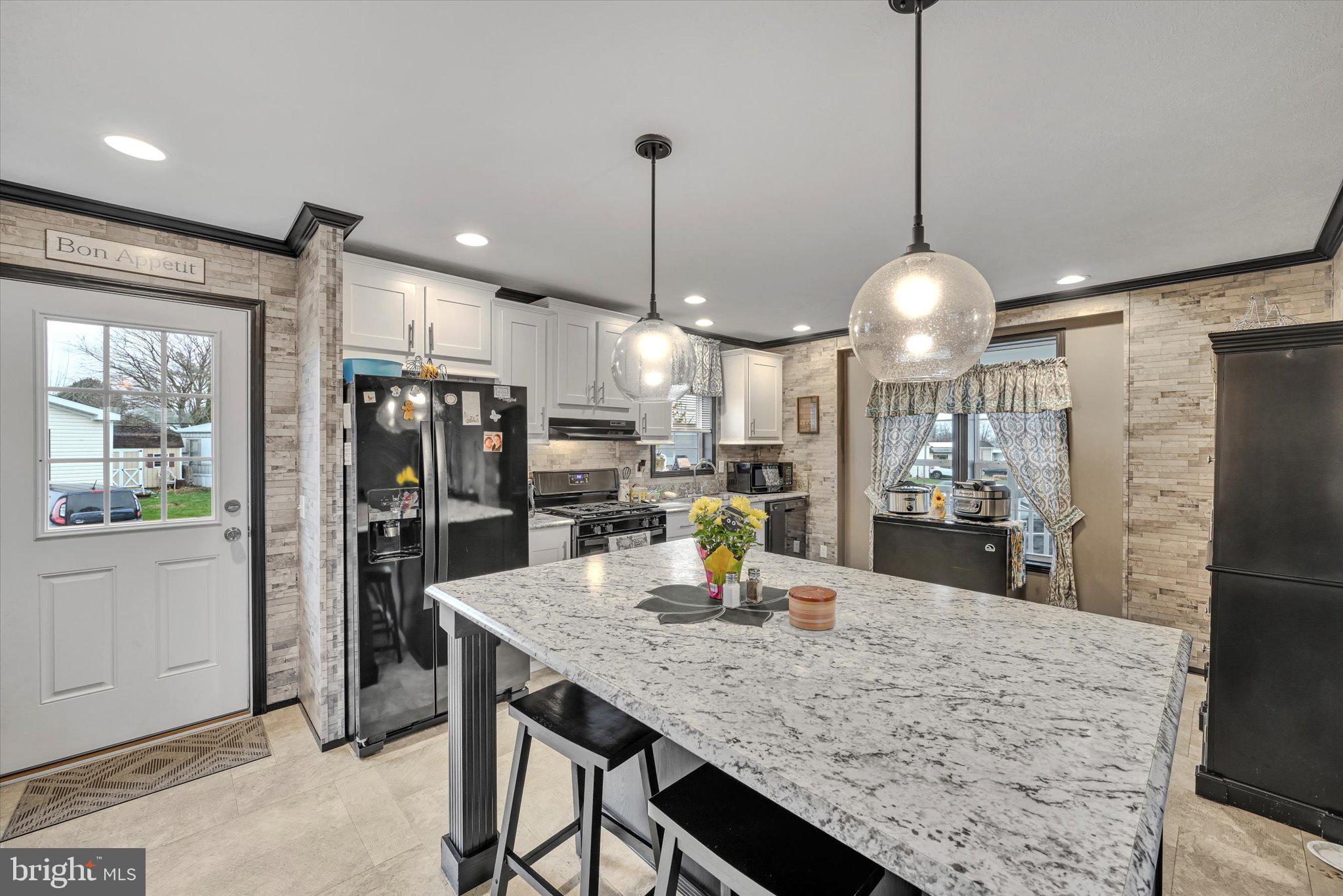 PALM CITY PARK - Residential