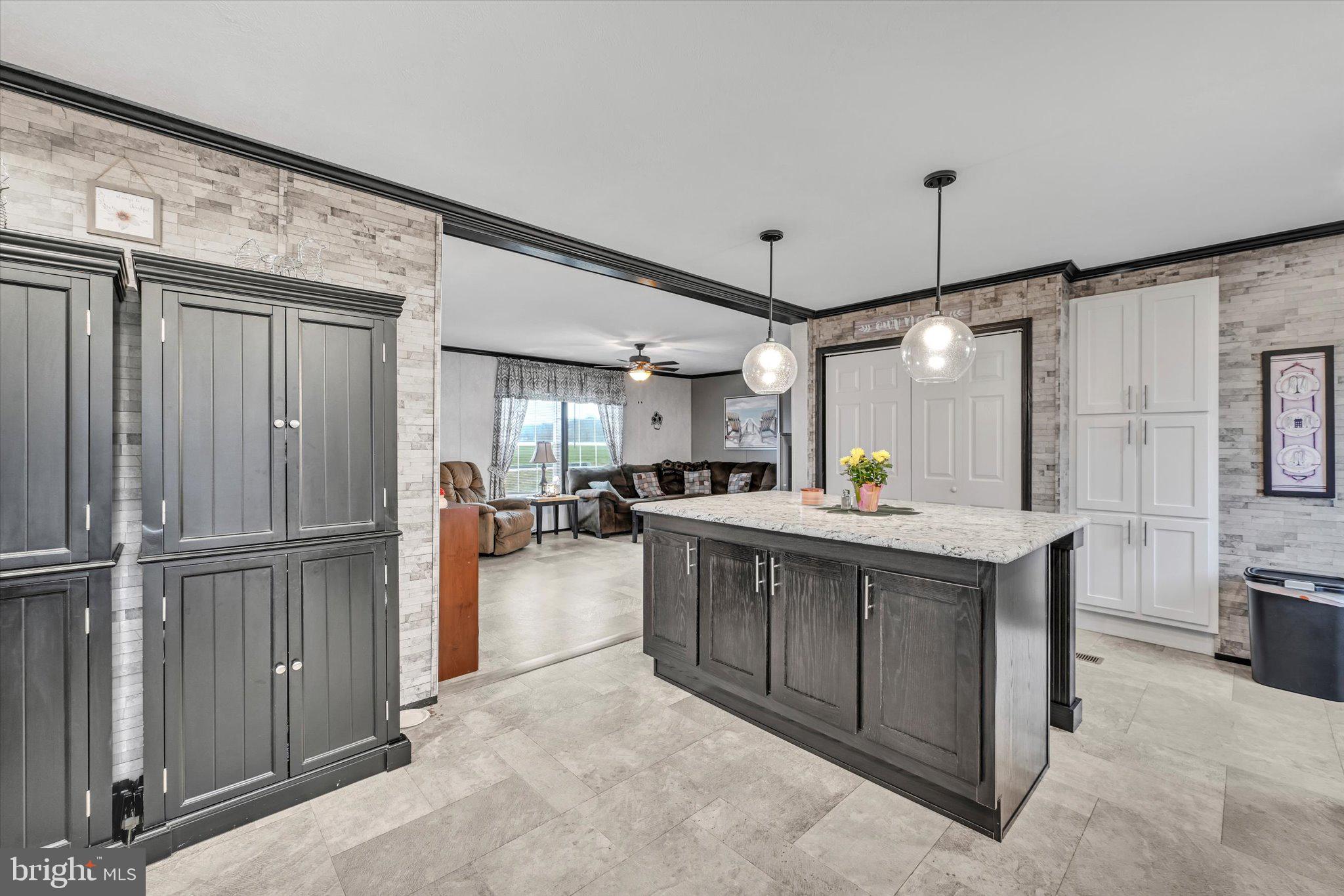 PALM CITY PARK - Residential