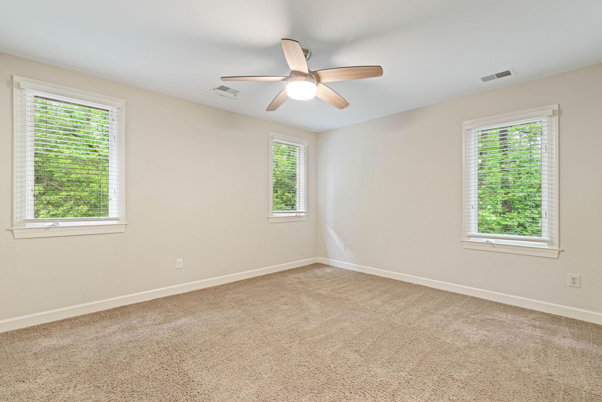 WYNNEWOOD - Residential