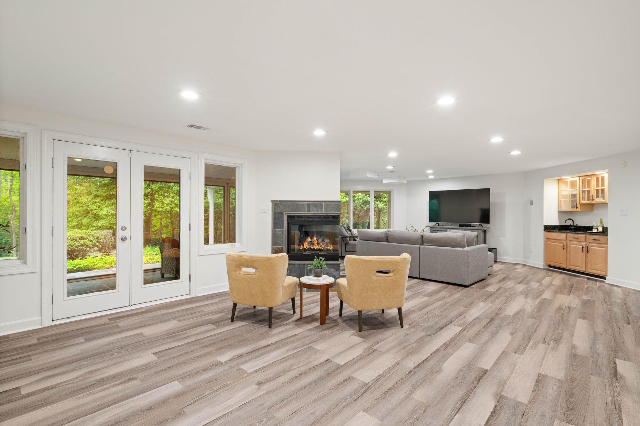 WYNNEWOOD - Residential