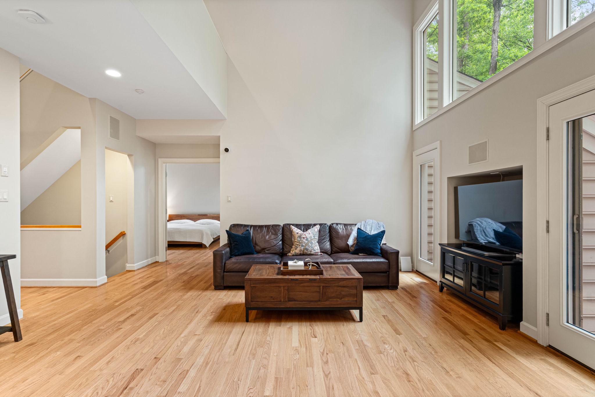 WYNNEWOOD - Residential