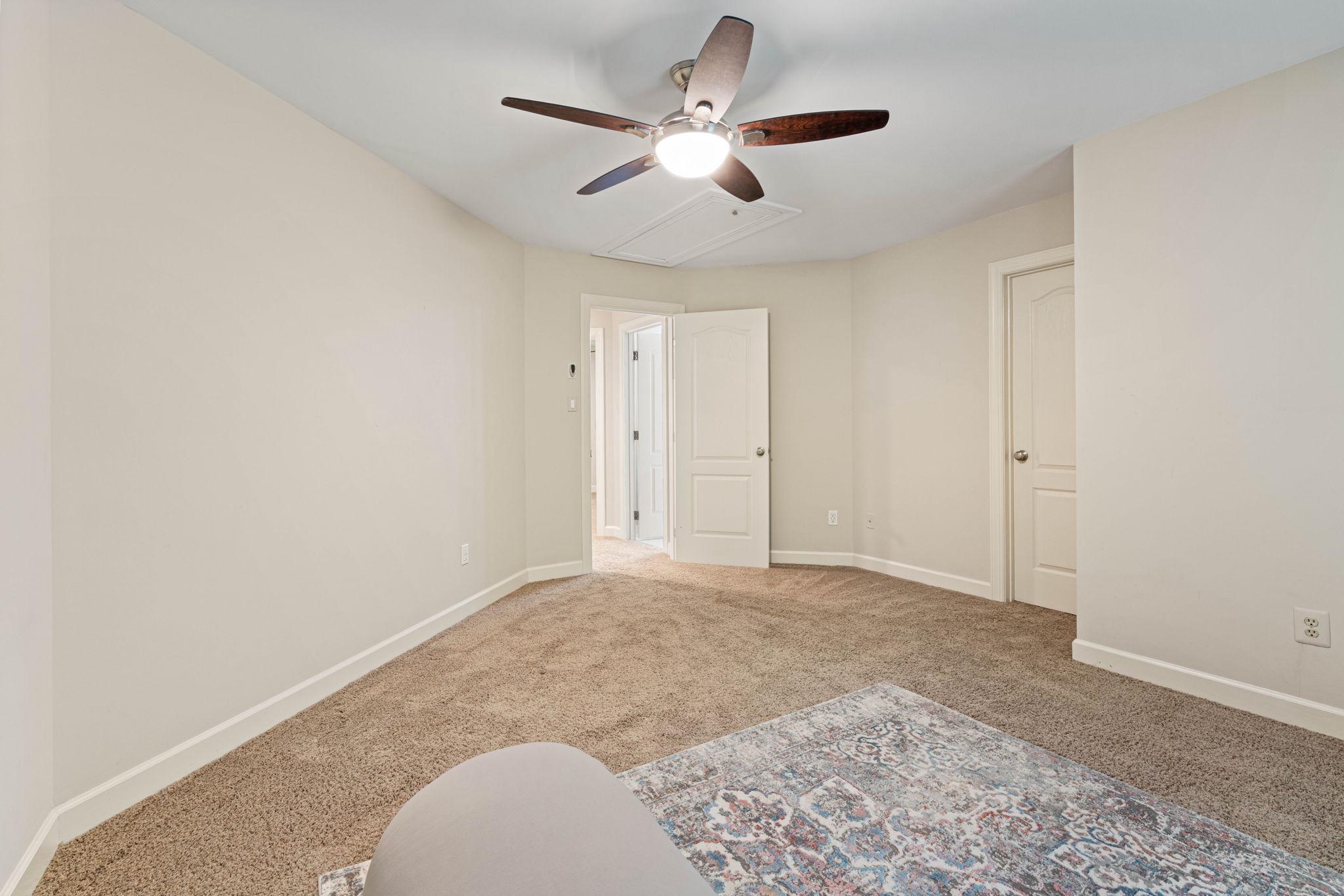 WYNNEWOOD - Residential