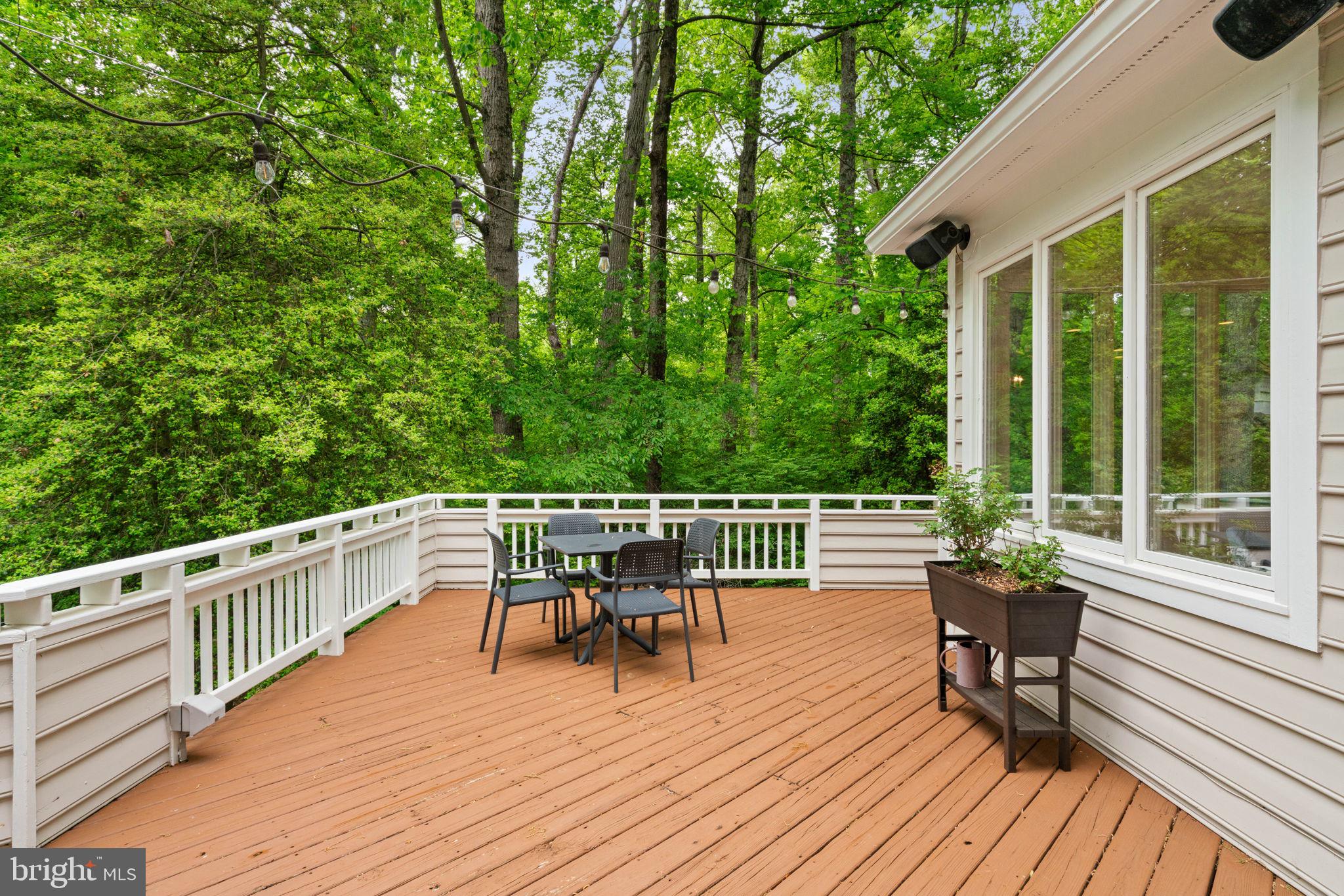 WYNNEWOOD - Residential