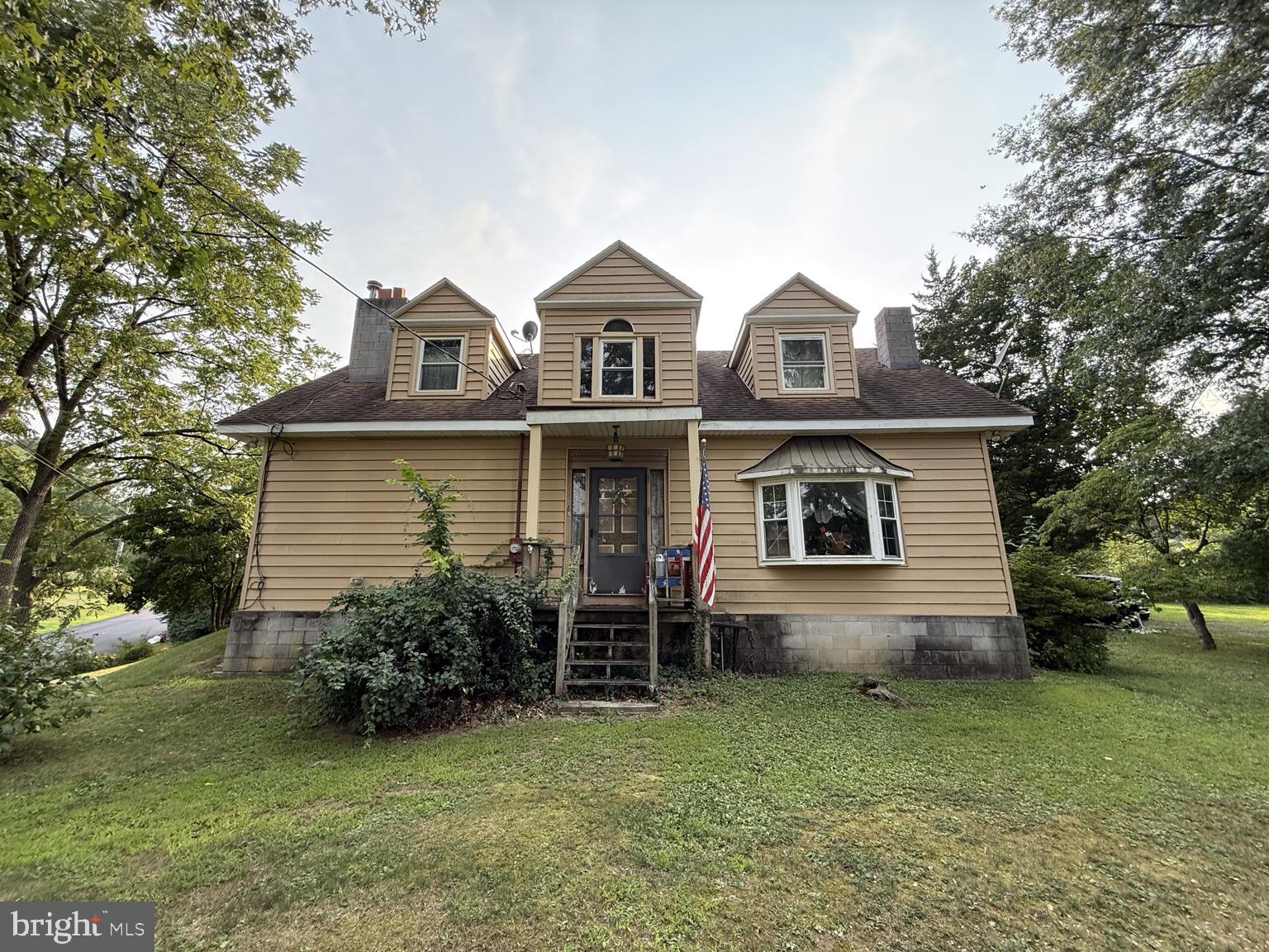 113 LINDBERGH DRIVE