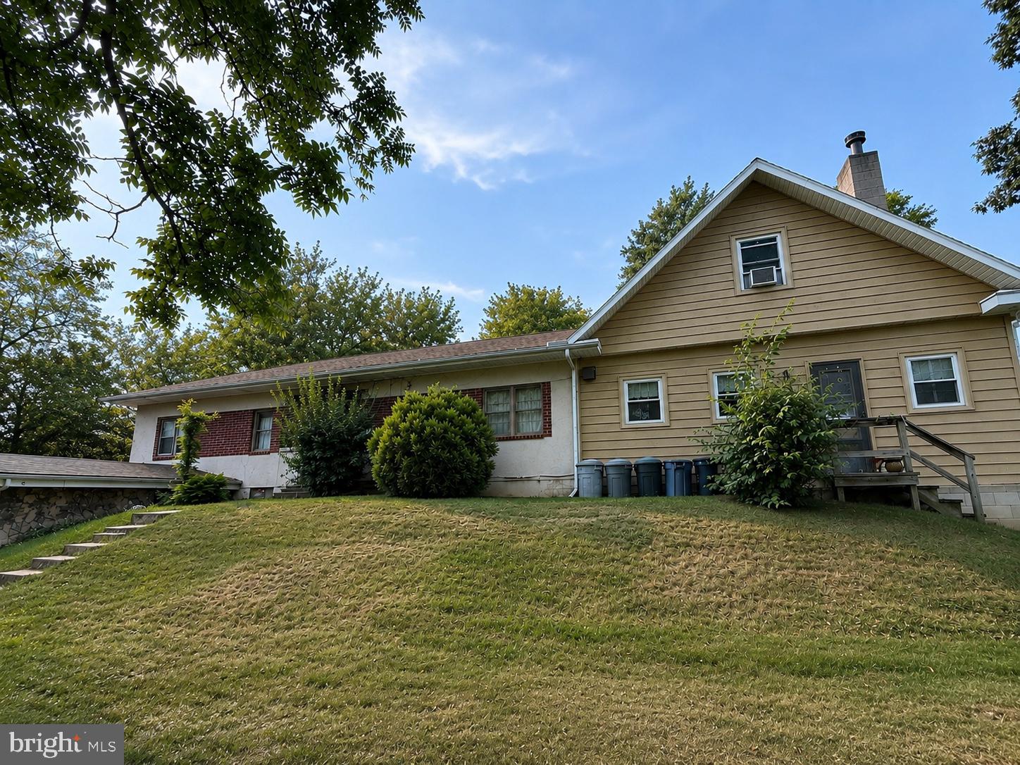 113 LINDBERGH DRIVE