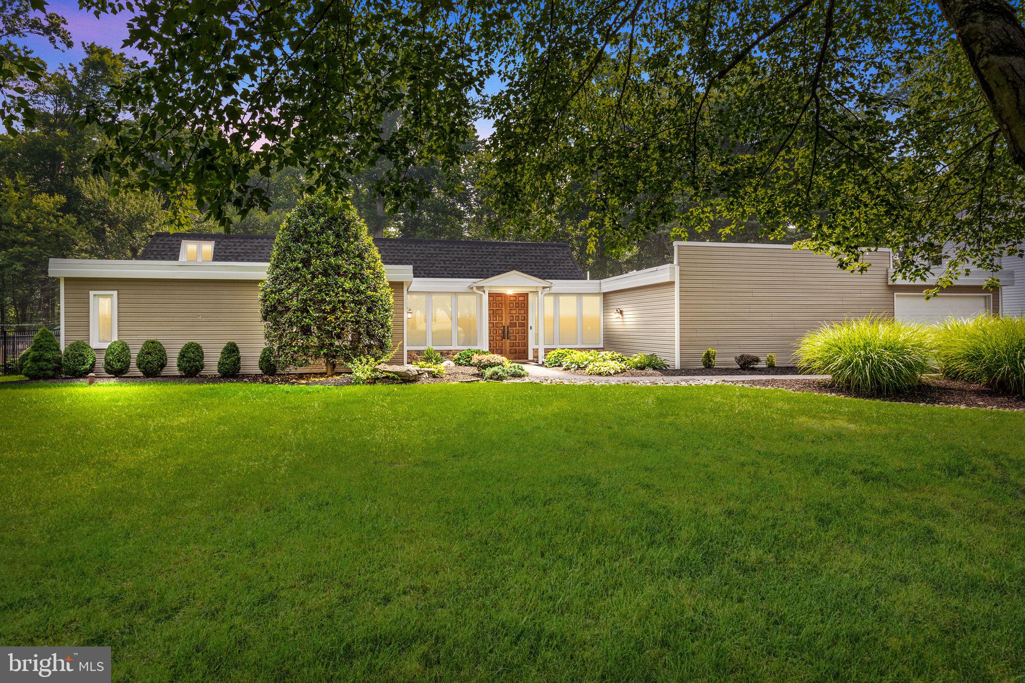 EDGEWOOD PARK - Residential