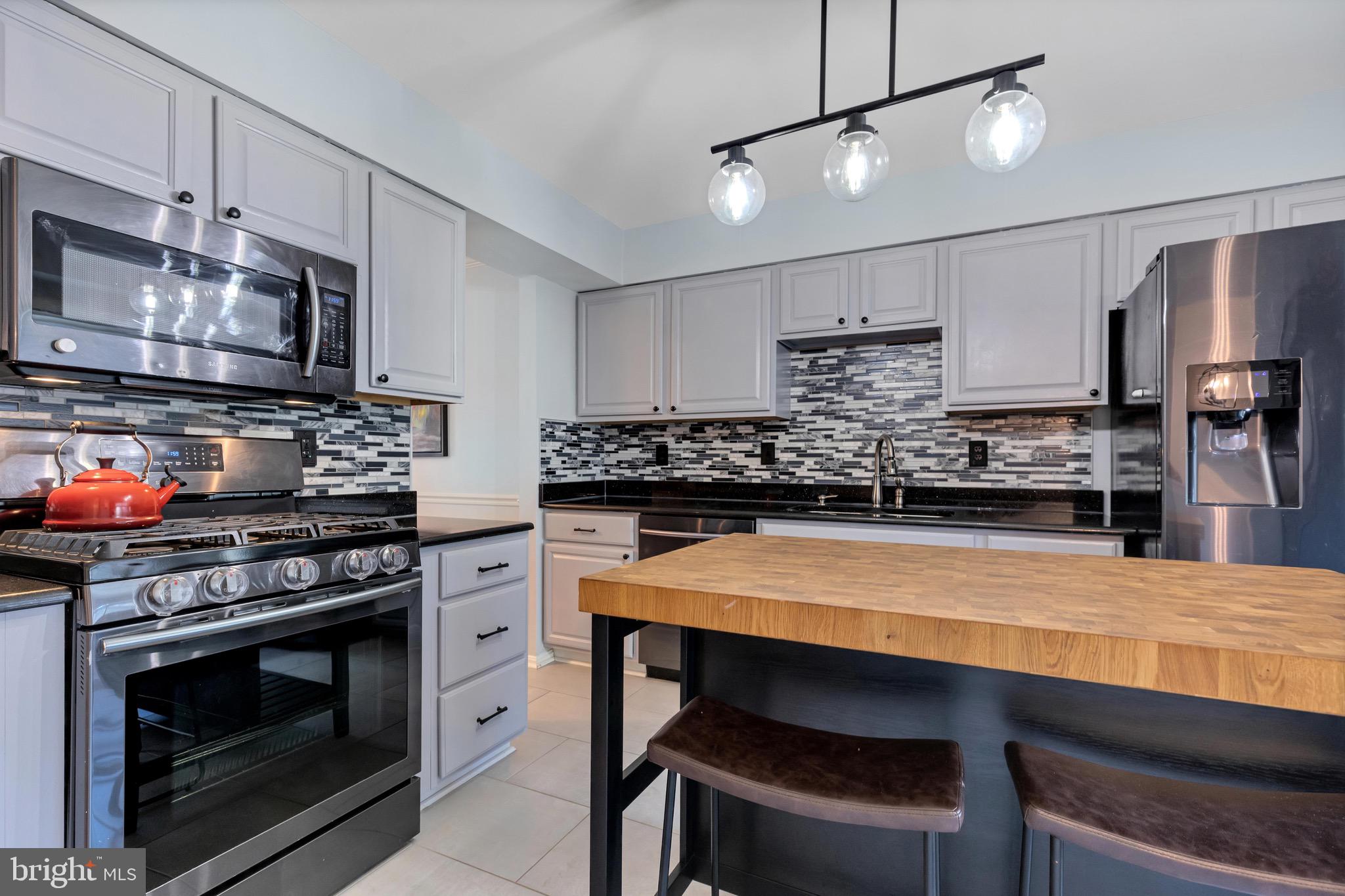 DAVENTRY - Residential Lease