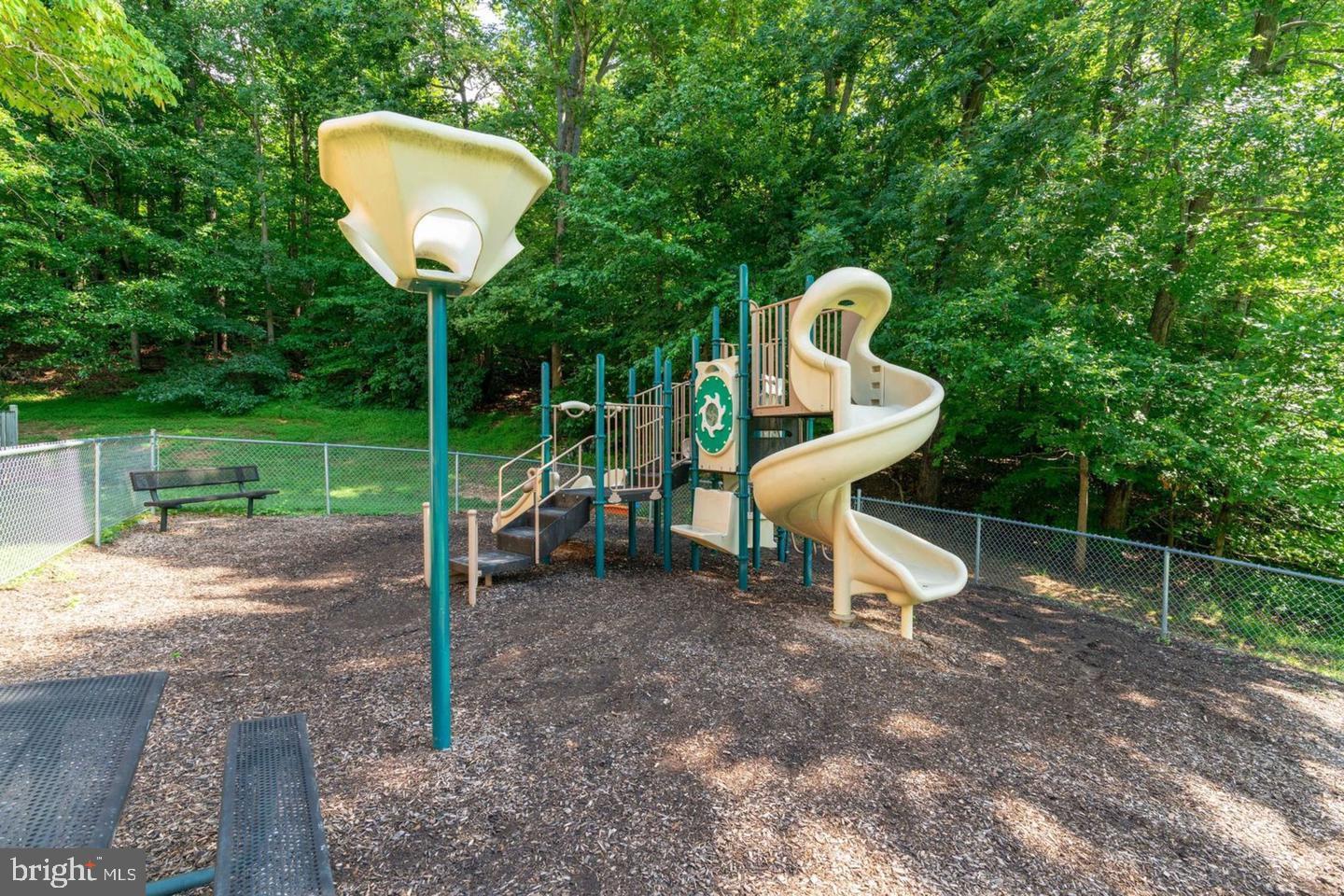 DAVENTRY - Residential Lease