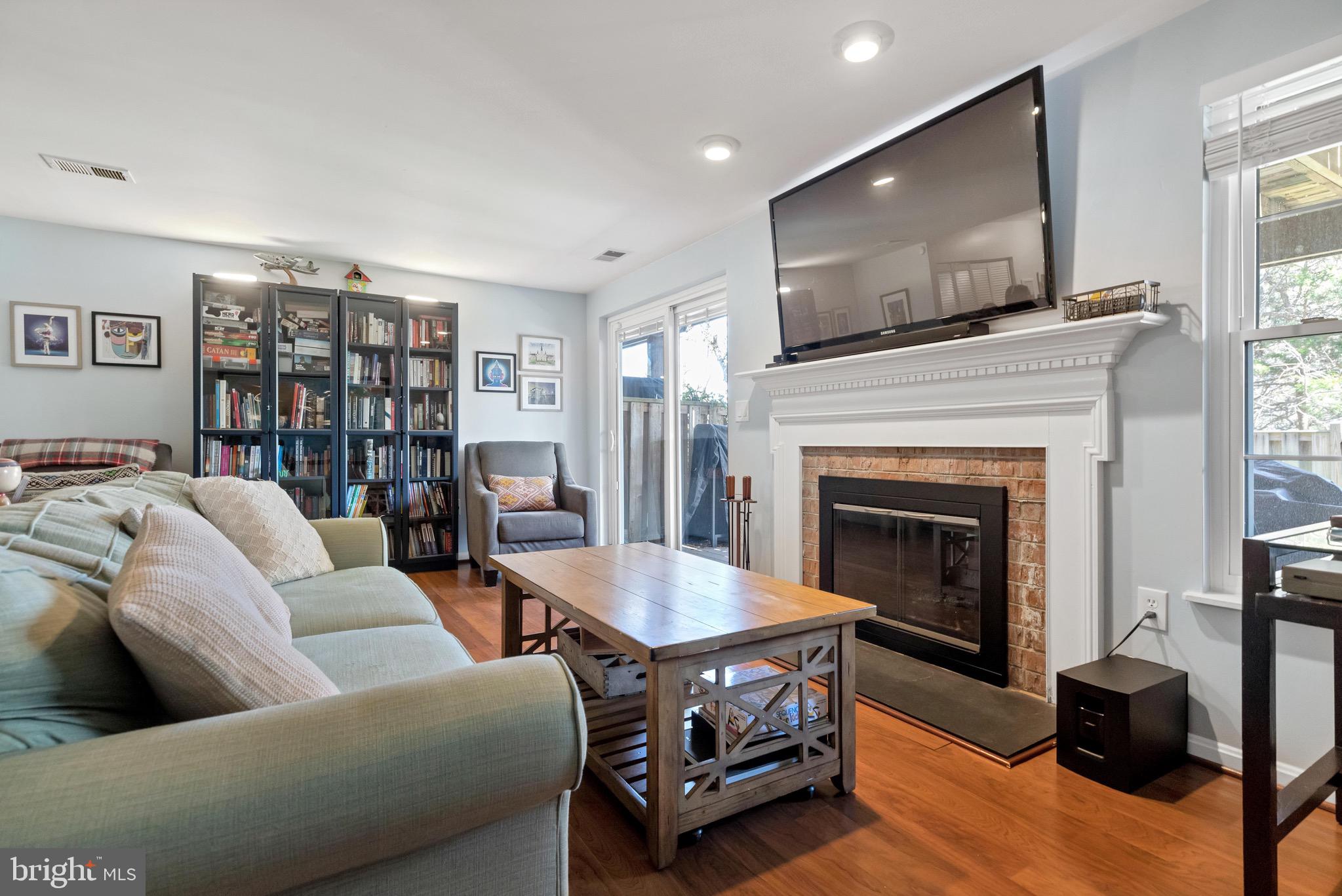 DAVENTRY - Residential Lease