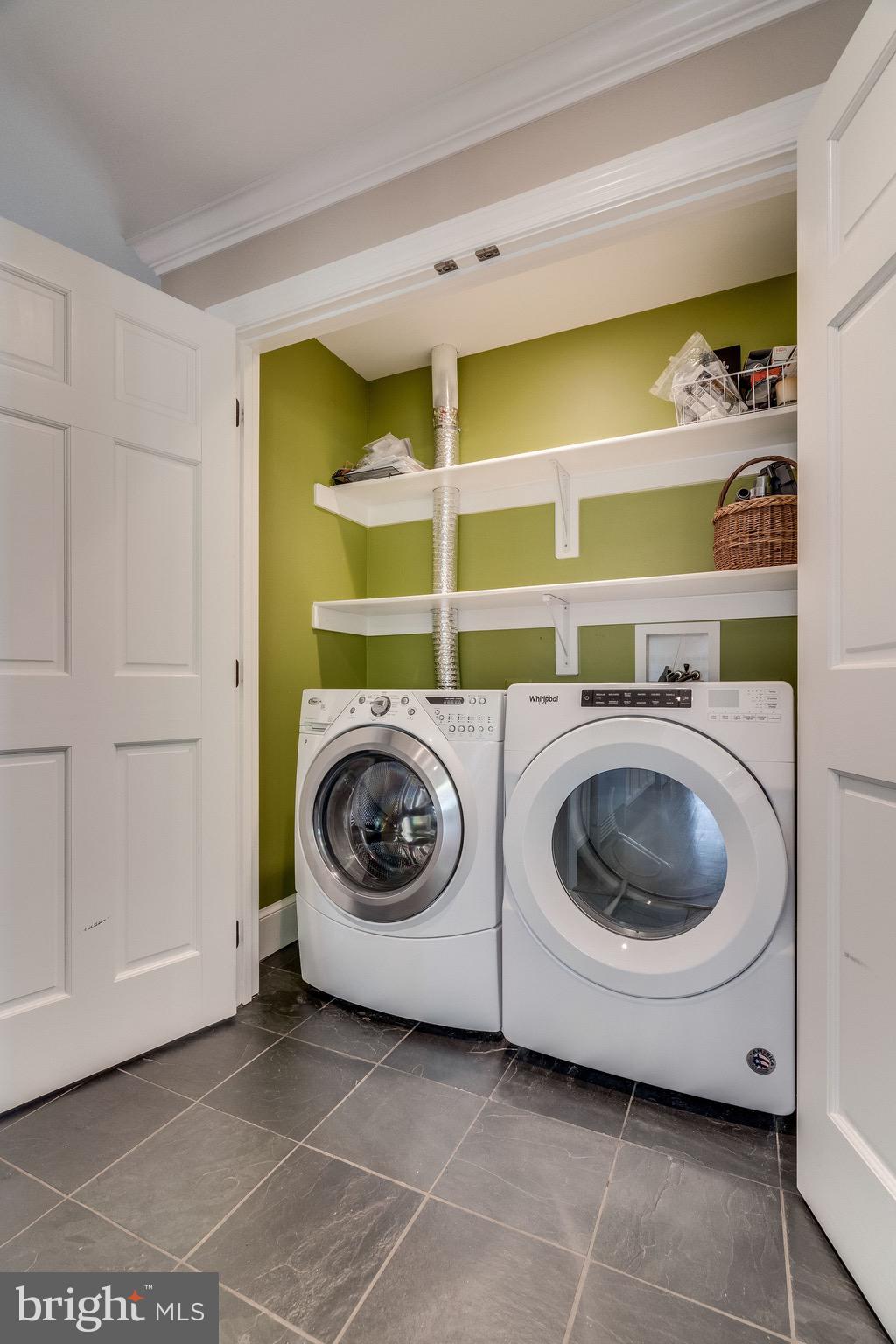 COLLEGE PARK - Residential