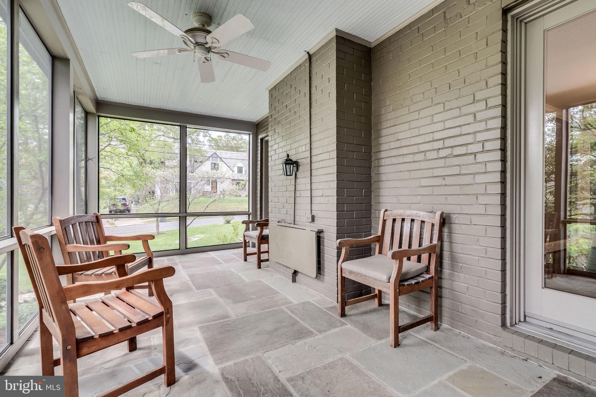 COLLEGE PARK - Residential