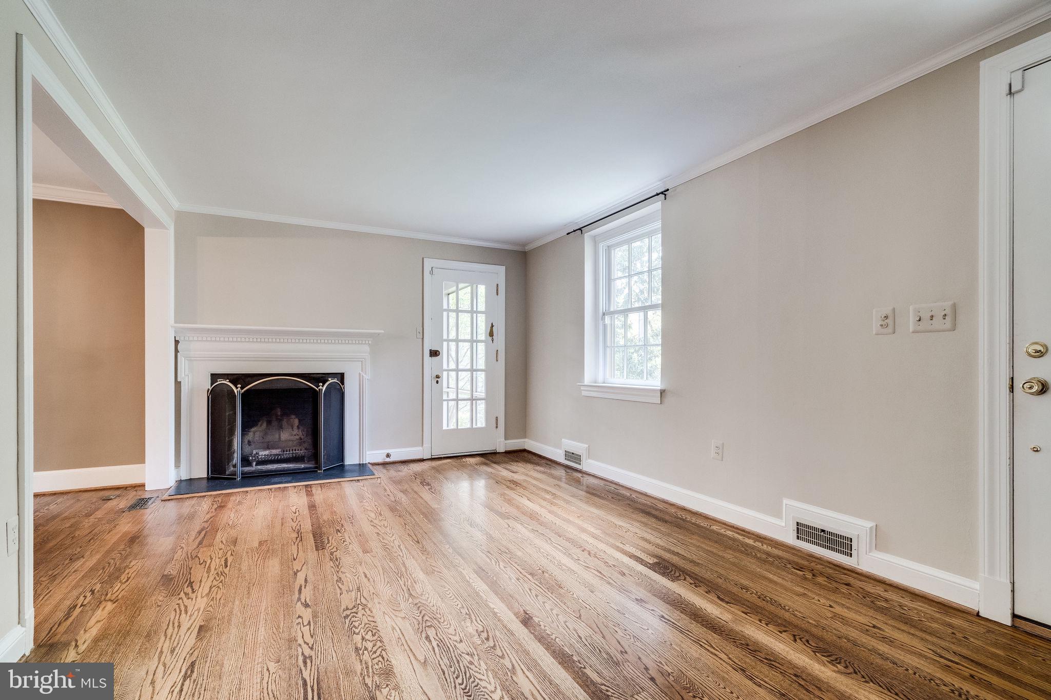 COLLEGE PARK - Residential