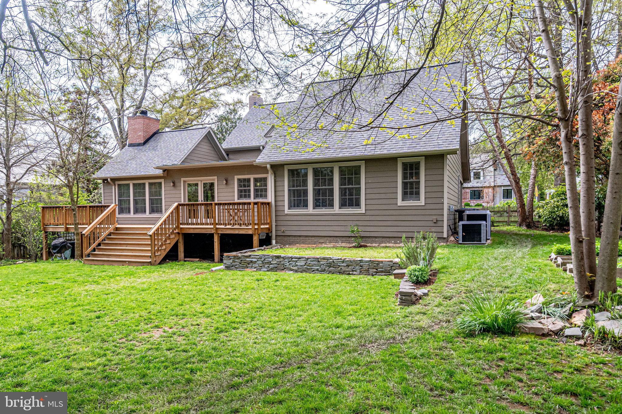 COLLEGE PARK - Residential