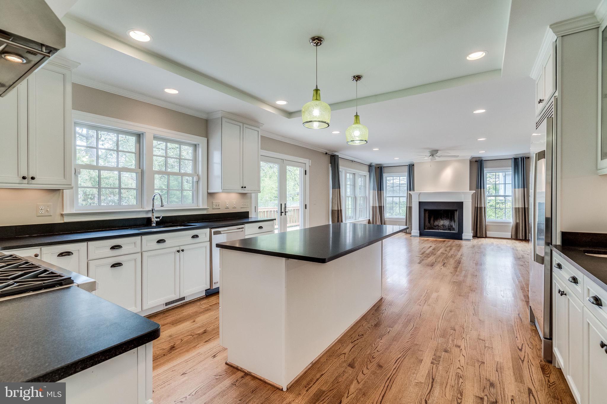 COLLEGE PARK - Residential