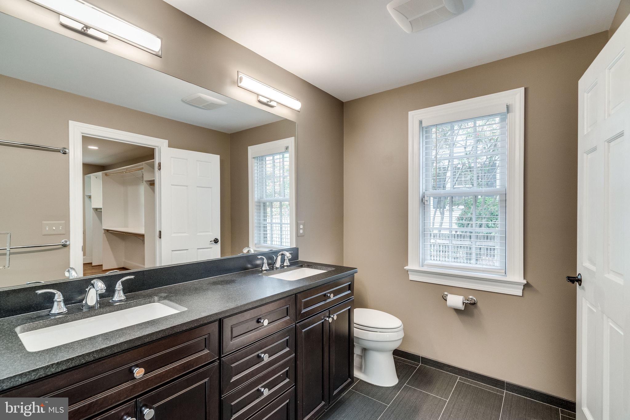 COLLEGE PARK - Residential