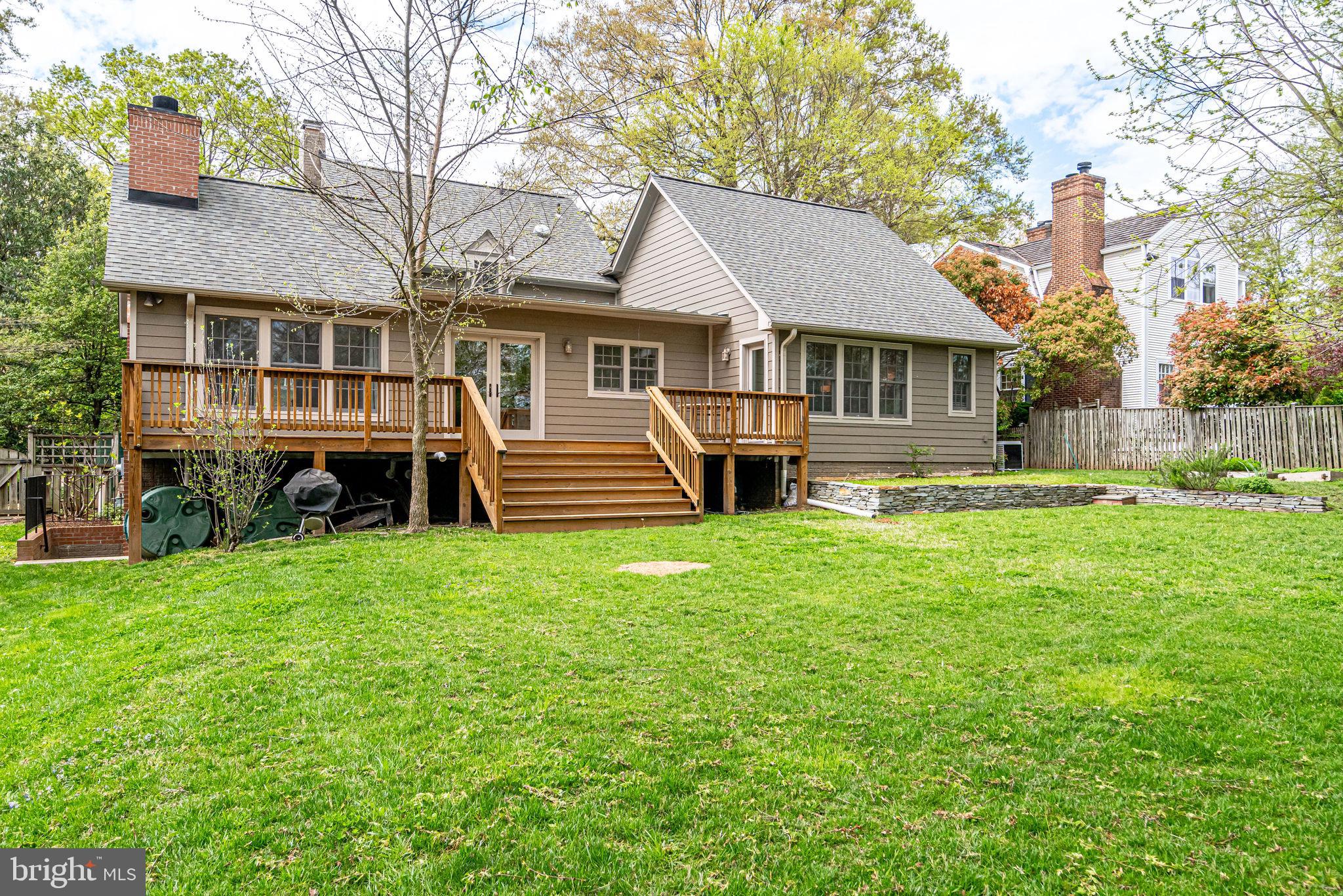 COLLEGE PARK - Residential