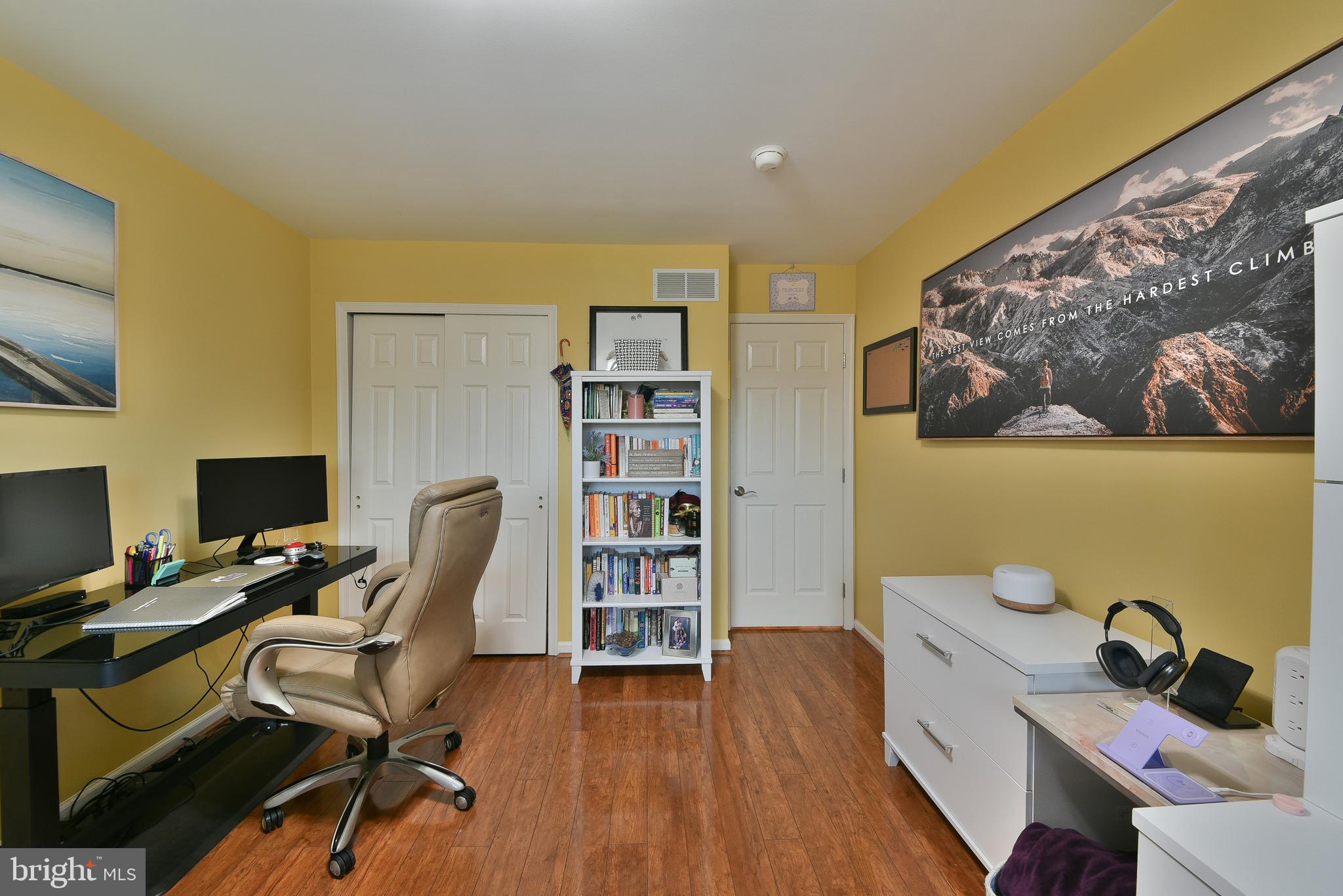 INDIAN CREEK - Residential