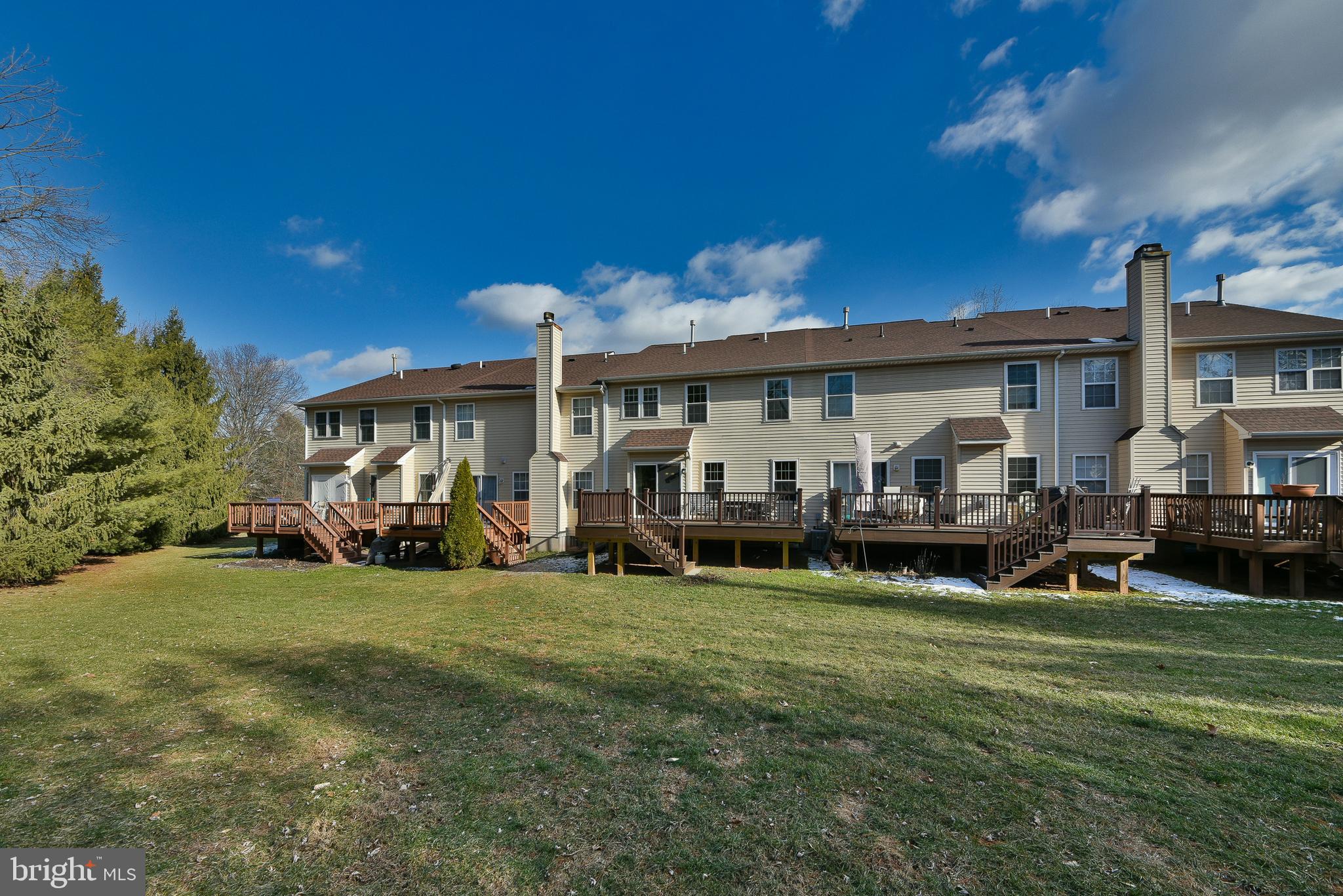 INDIAN CREEK - Residential