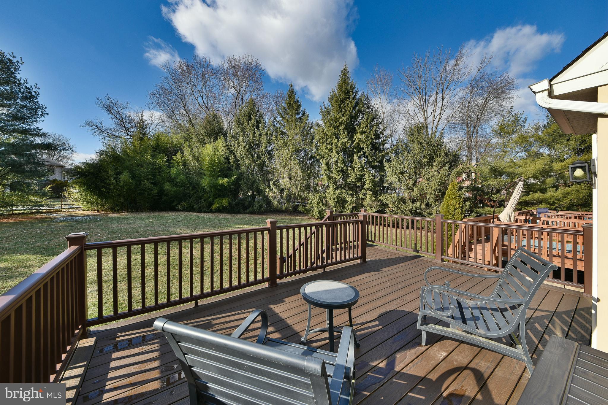 INDIAN CREEK - Residential