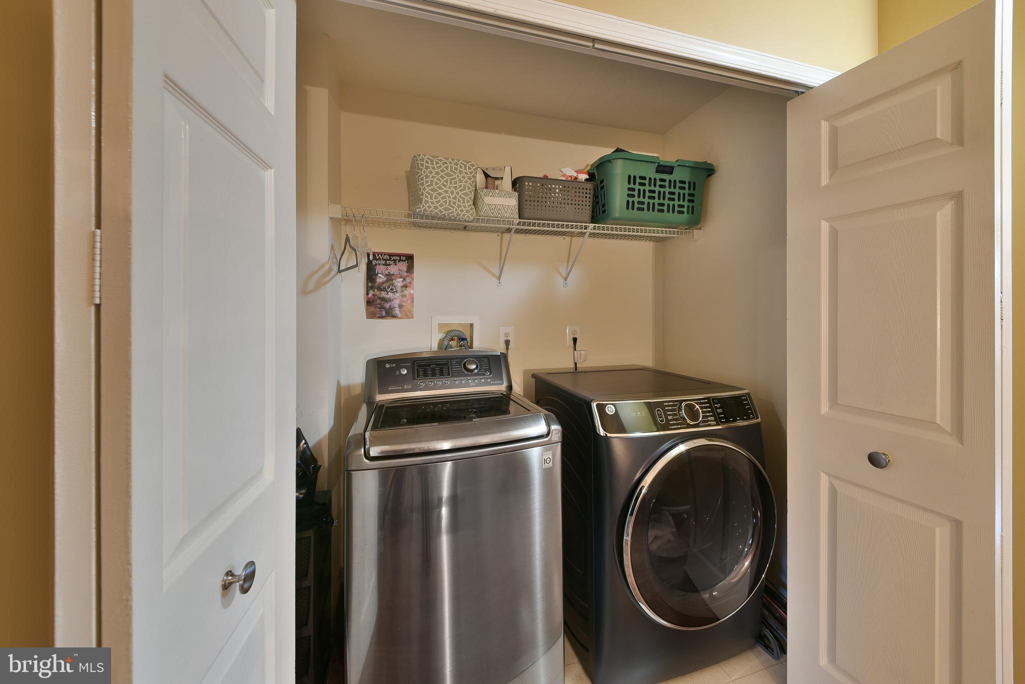 INDIAN CREEK - Residential