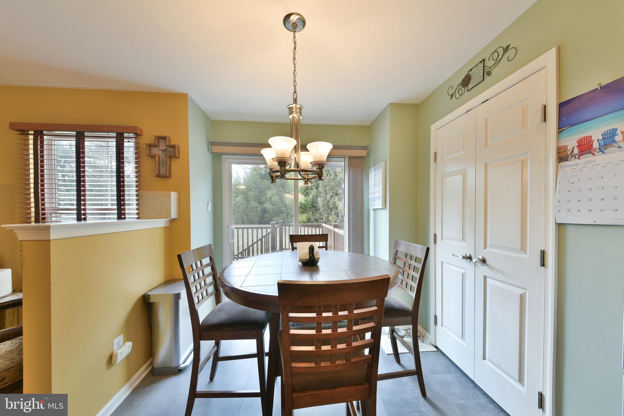 INDIAN CREEK - Residential