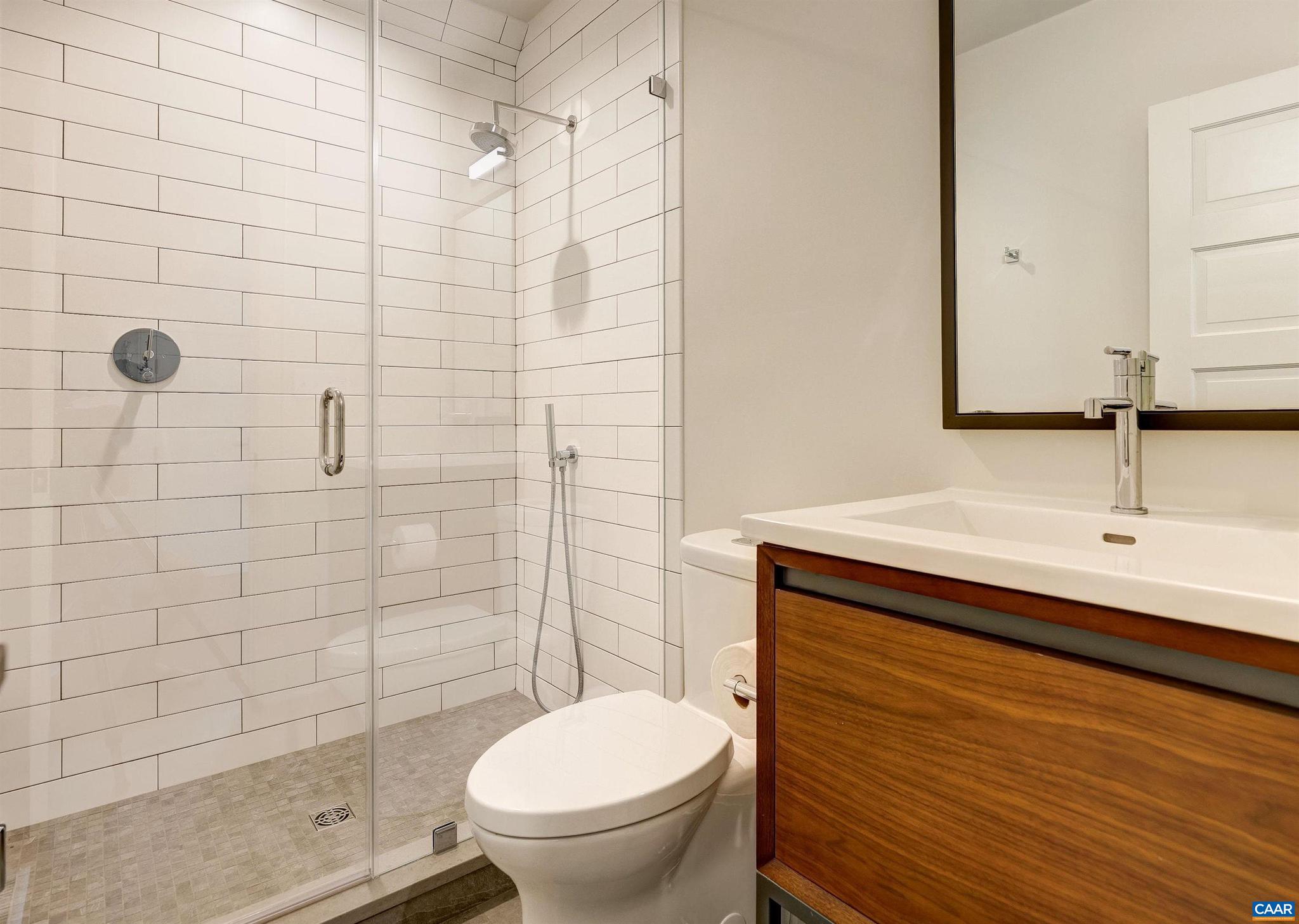 INGLECRESS - Residential