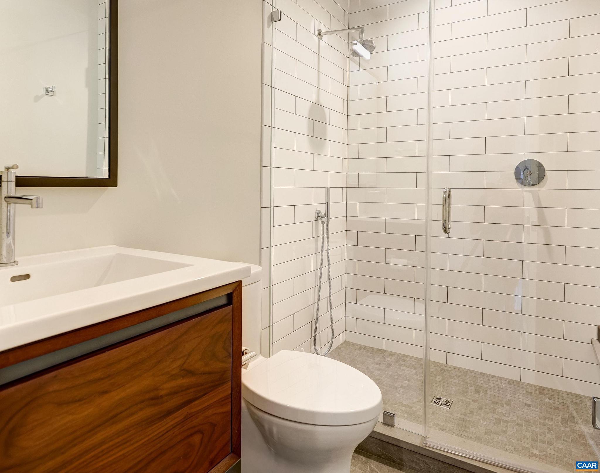 INGLECRESS - Residential