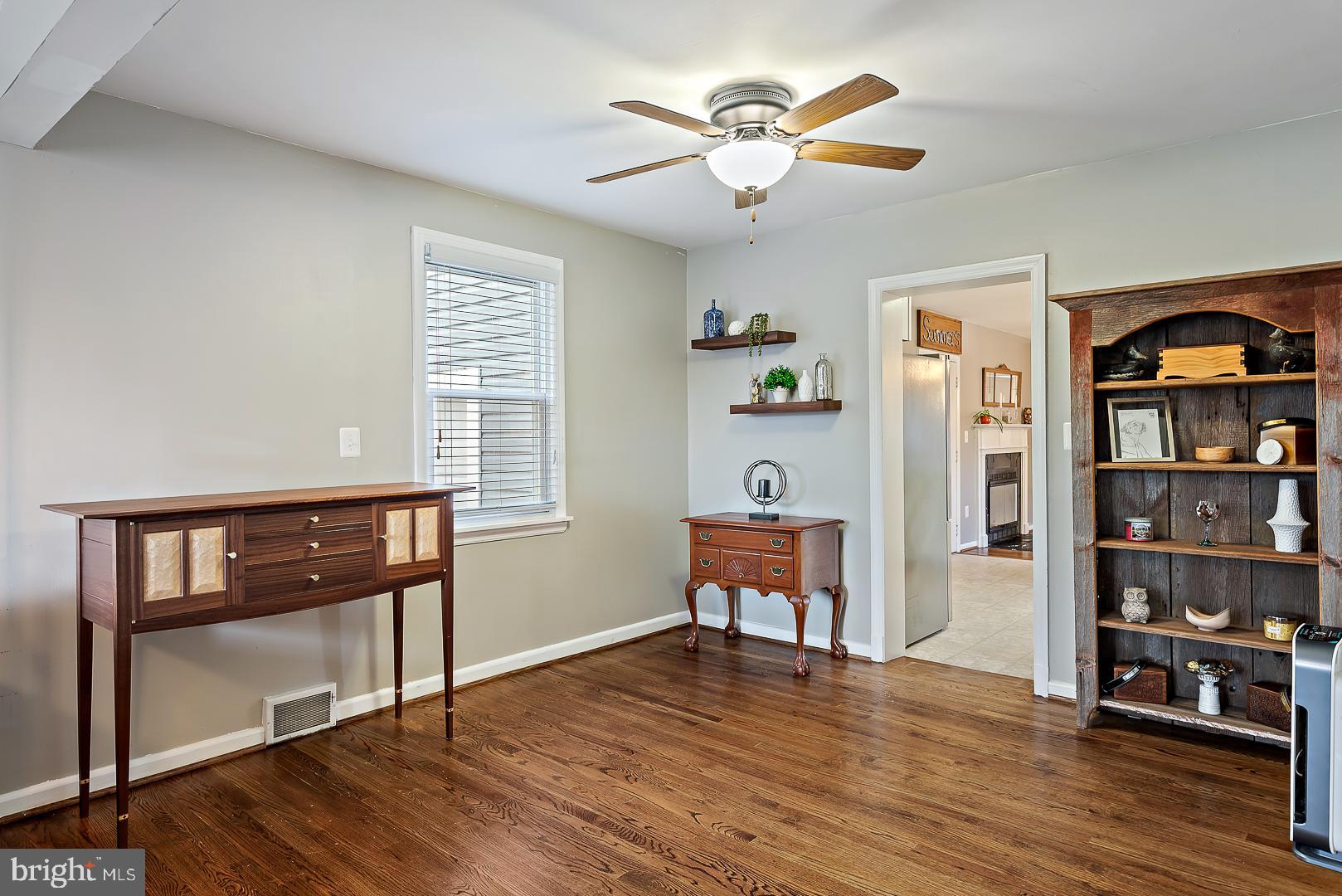 CEDARHURST - Residential