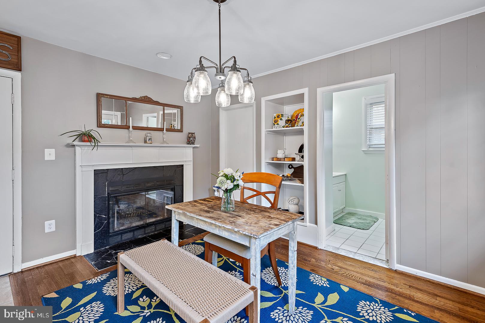 CEDARHURST - Residential