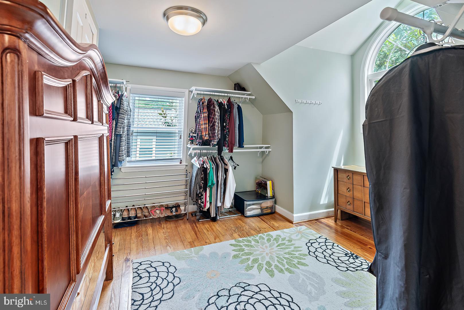 CEDARHURST - Residential