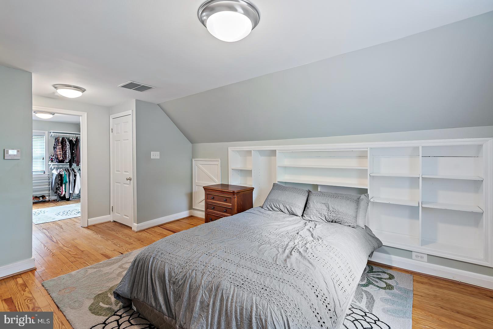 CEDARHURST - Residential