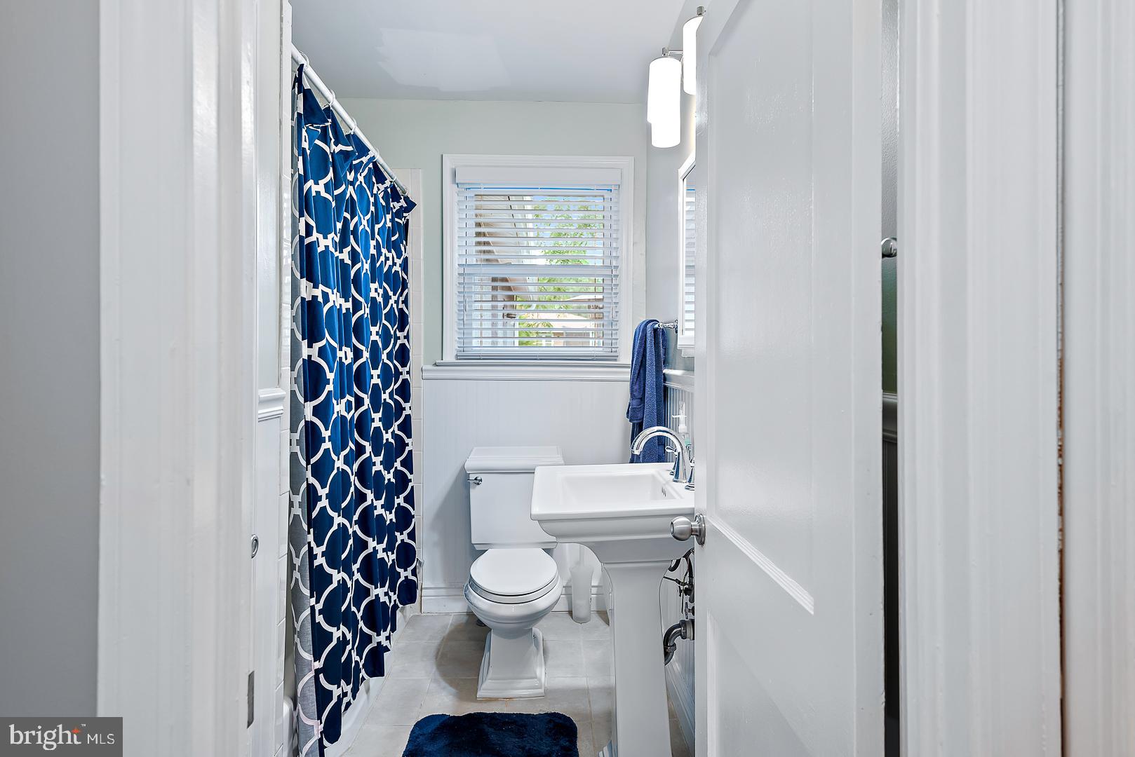 CEDARHURST - Residential