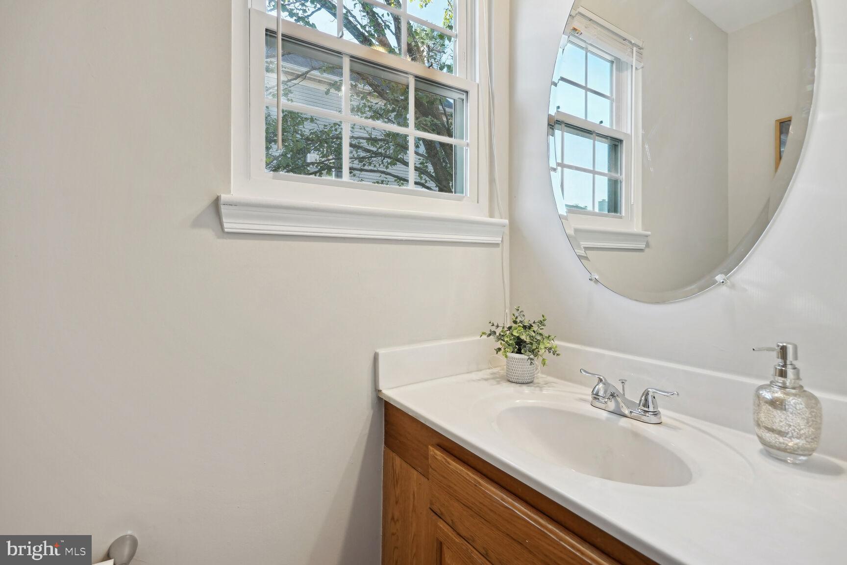 STOCKBRIDGE CONDO - Residential